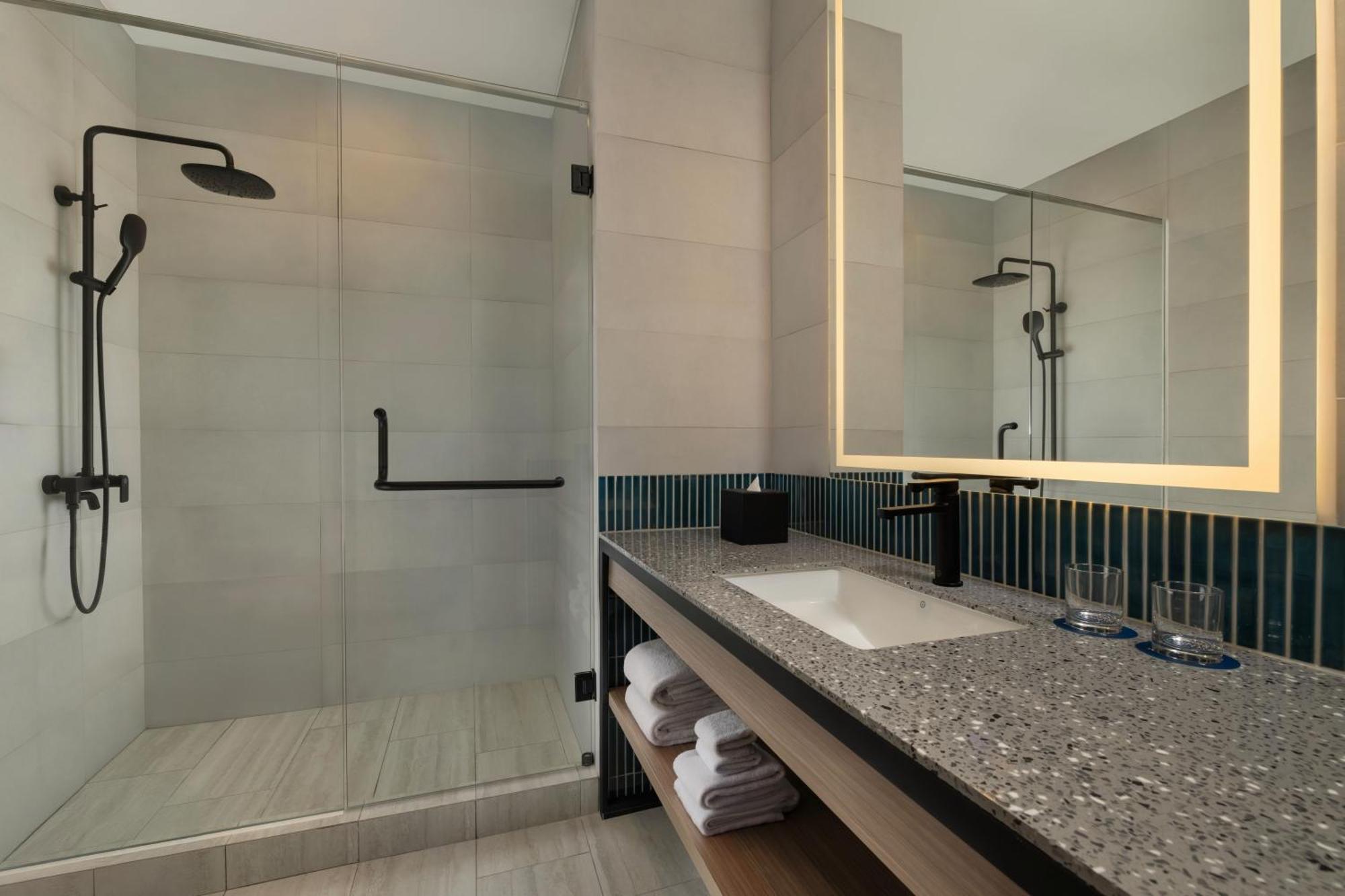Premium Deluxe Twin Room