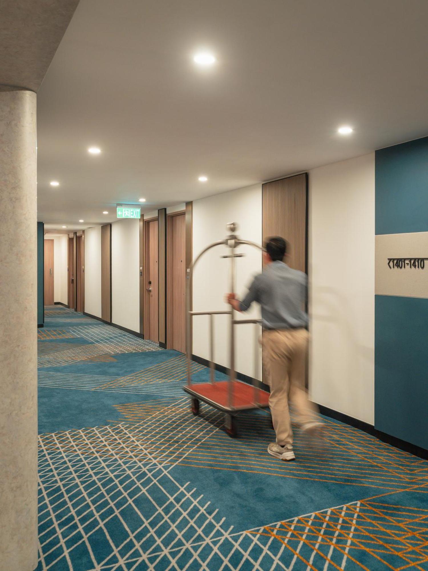 Premium Deluxe Twin Room