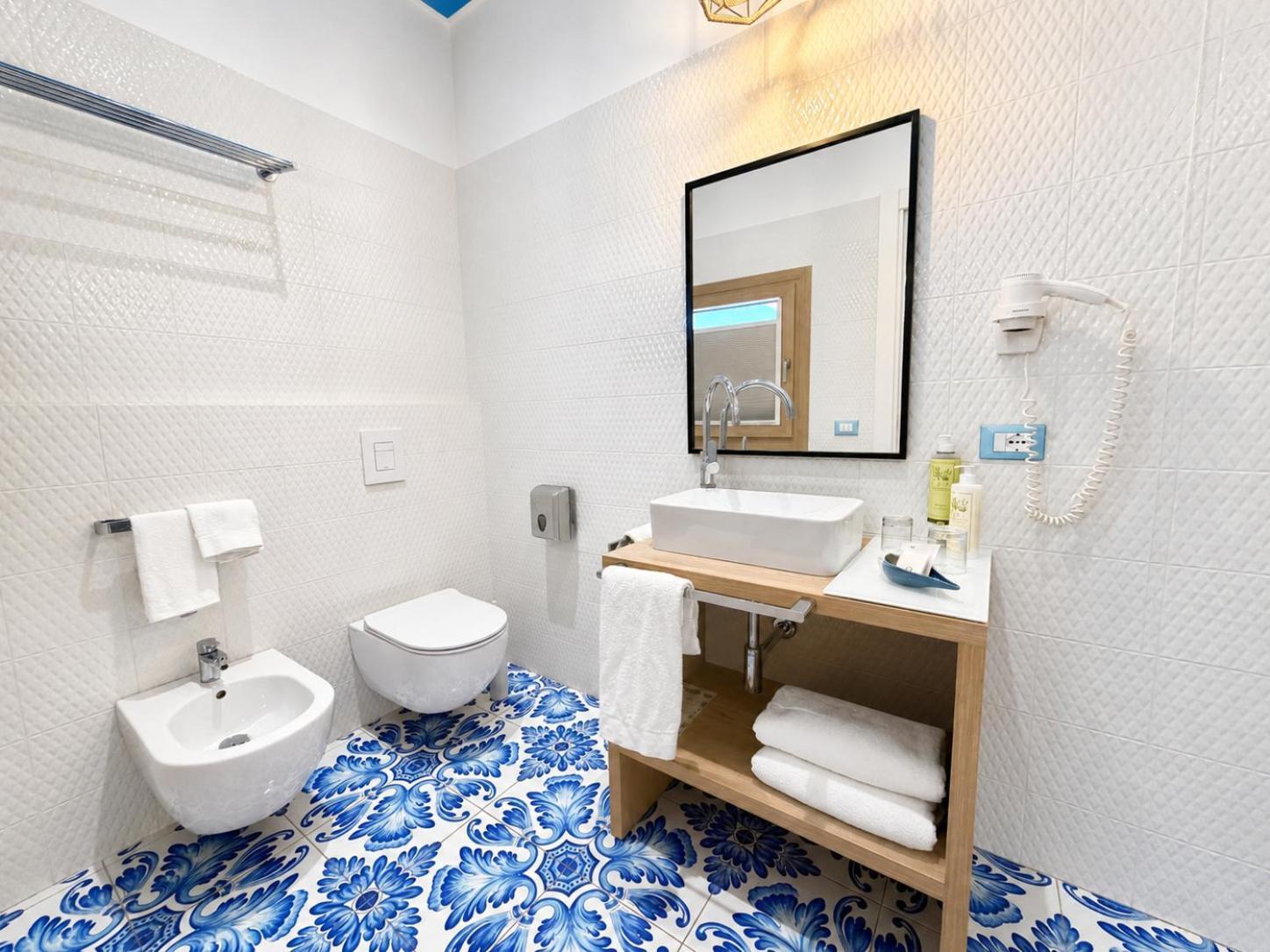 King Suite Sea View