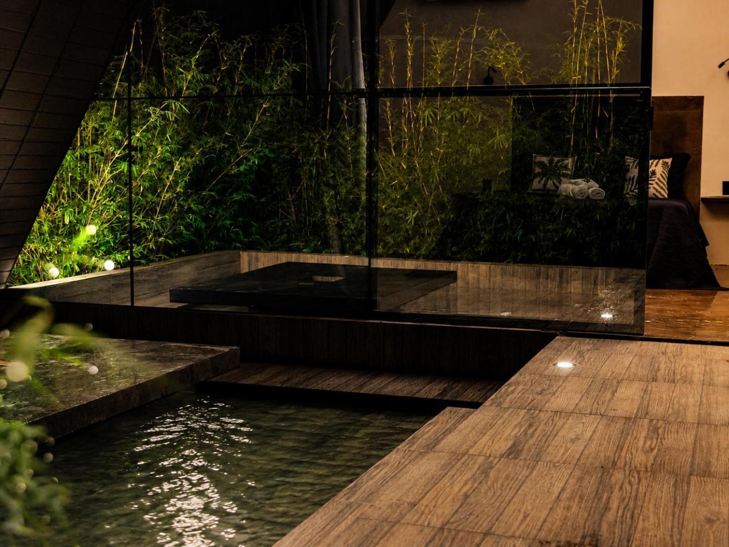 Suite Private Pool