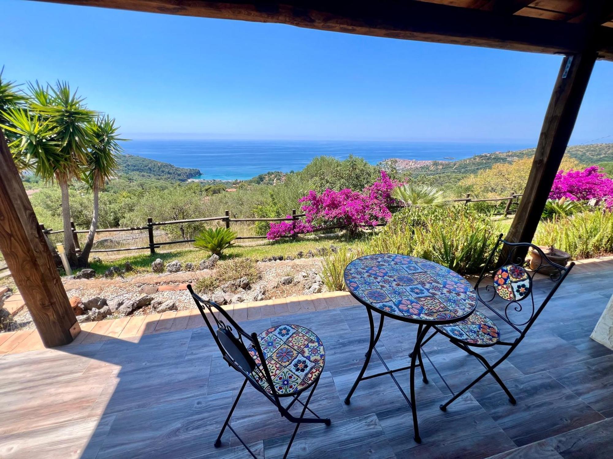 Studio Apartment Sea View