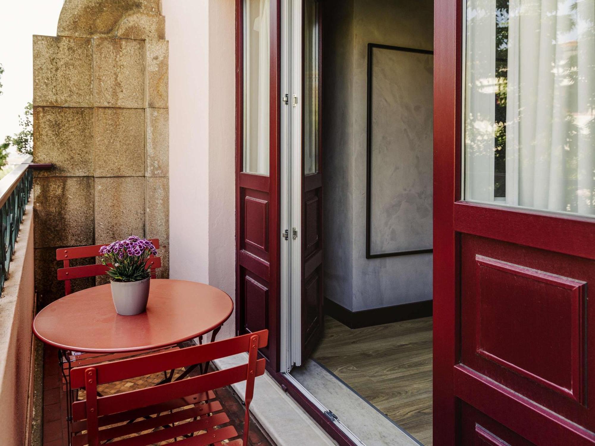 Superior Queen Room Balcony