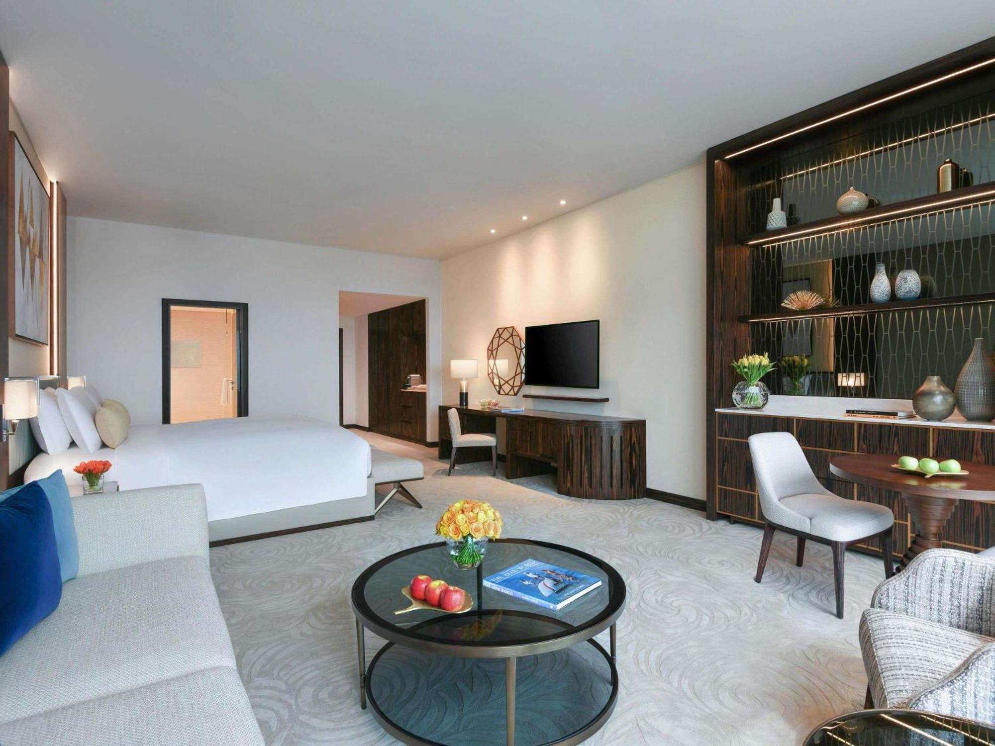 Luxury King Room