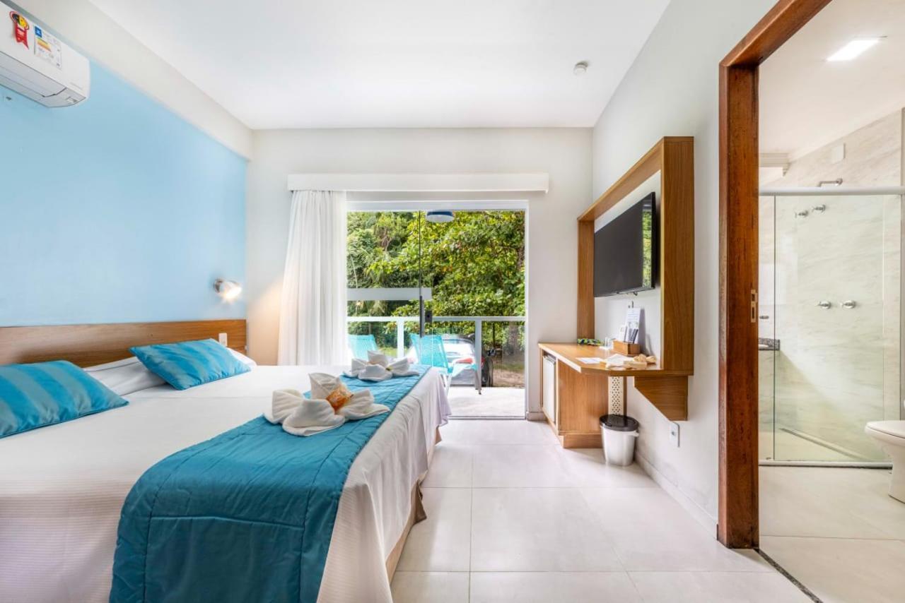 Deluxe Suite Spa Bath