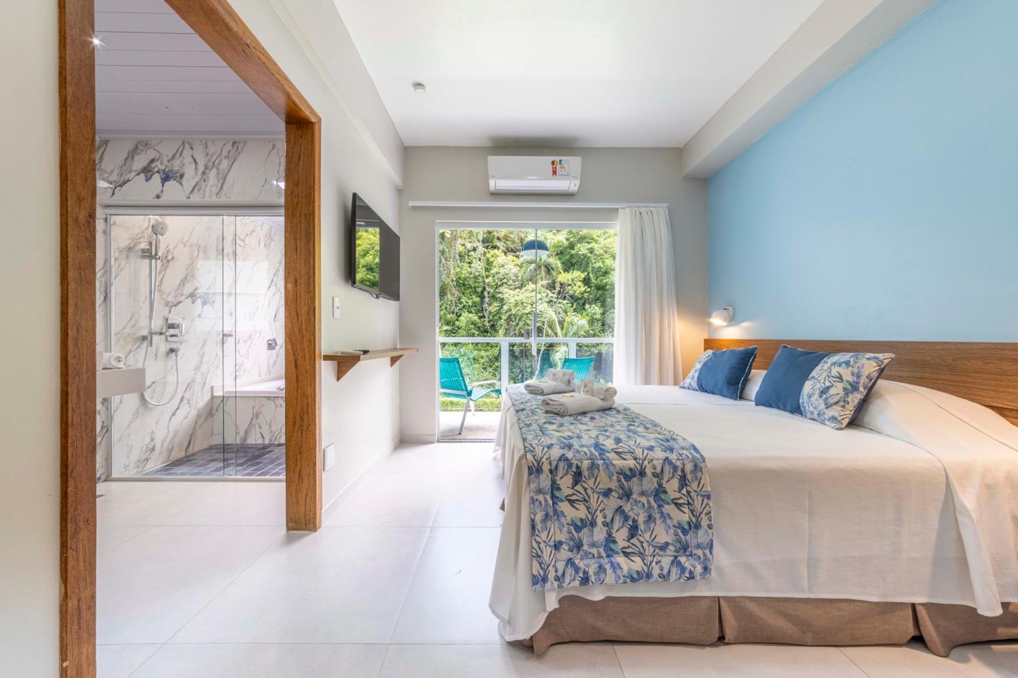 Luxury Triple Room