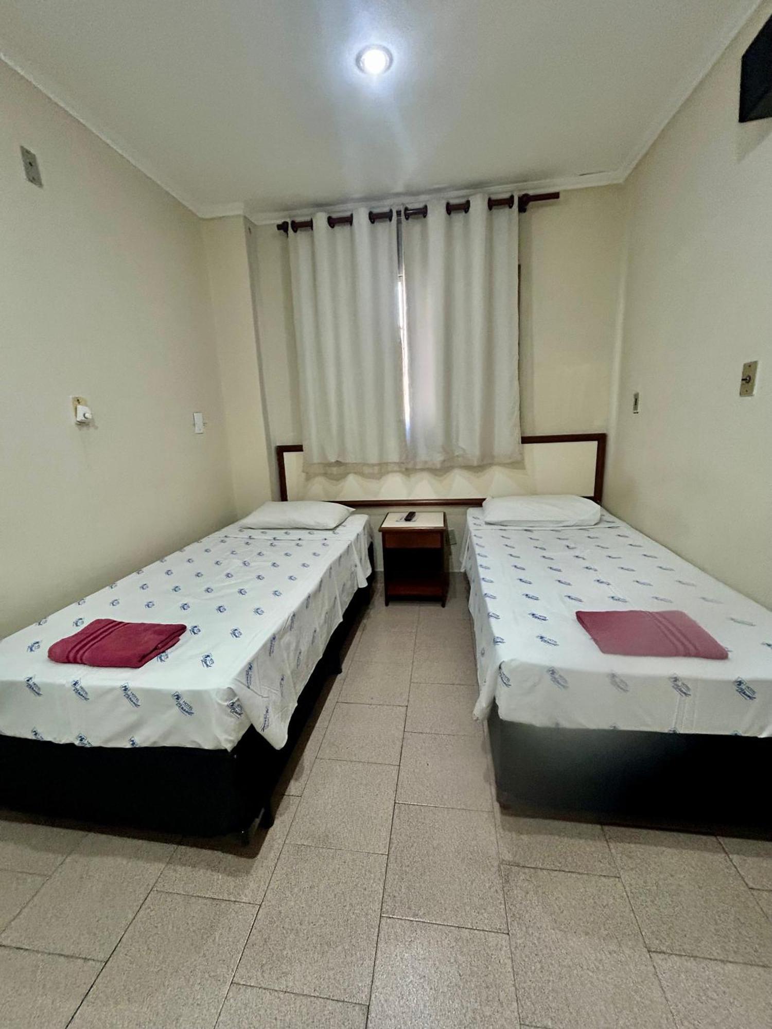 Quarto Duplo