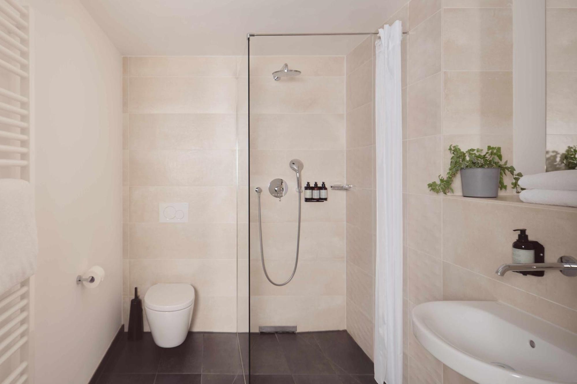 One Bedroom Open Plan Suite