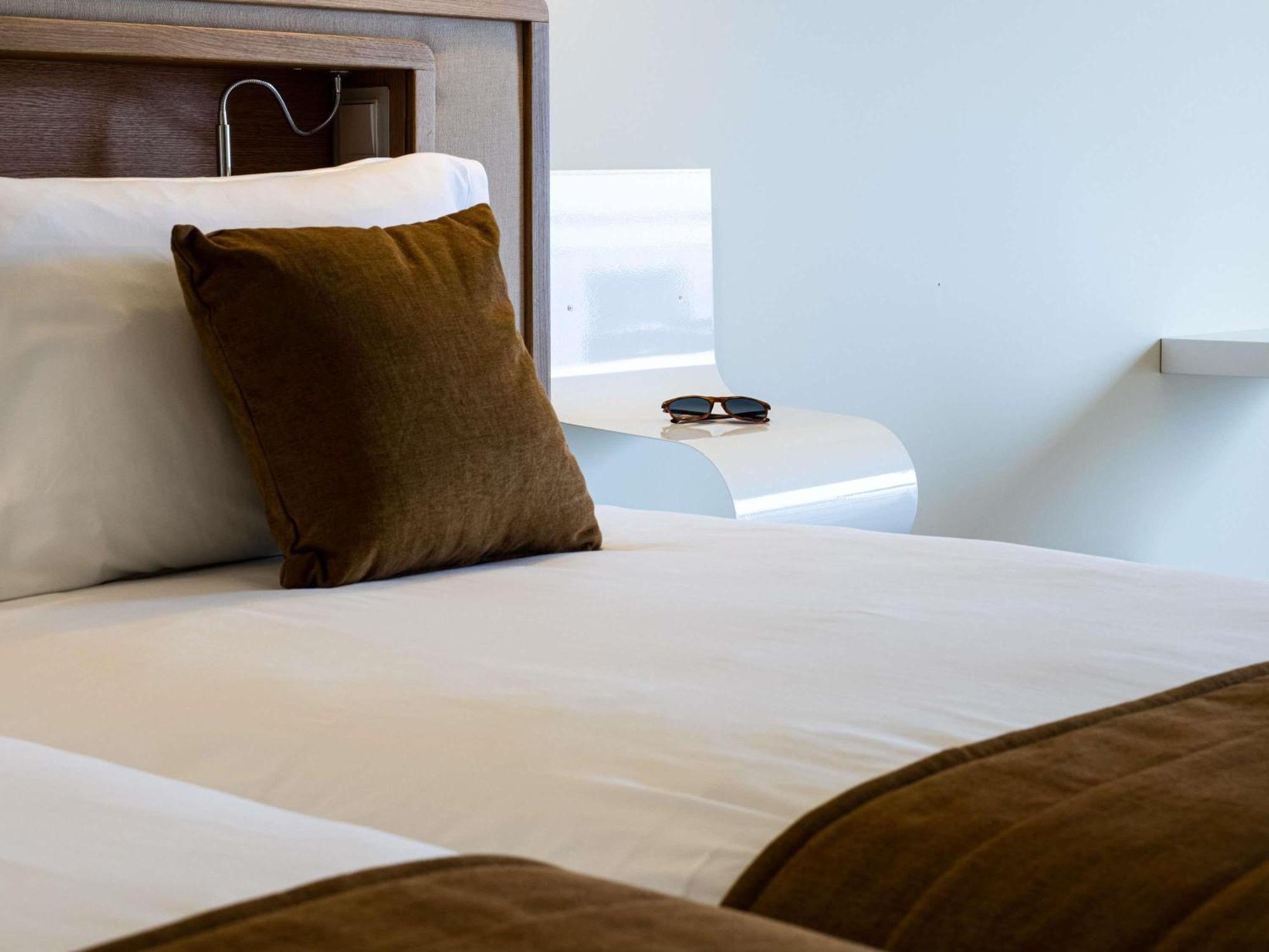 Junior Suite Double or Twin Suite Sea Pool View