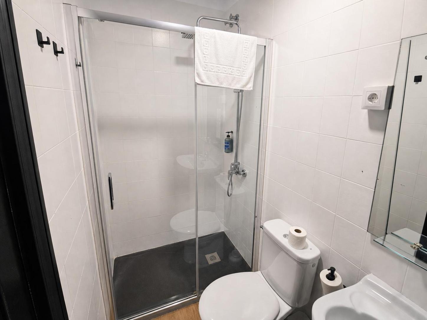 Double Room,1772345908:JPEG
