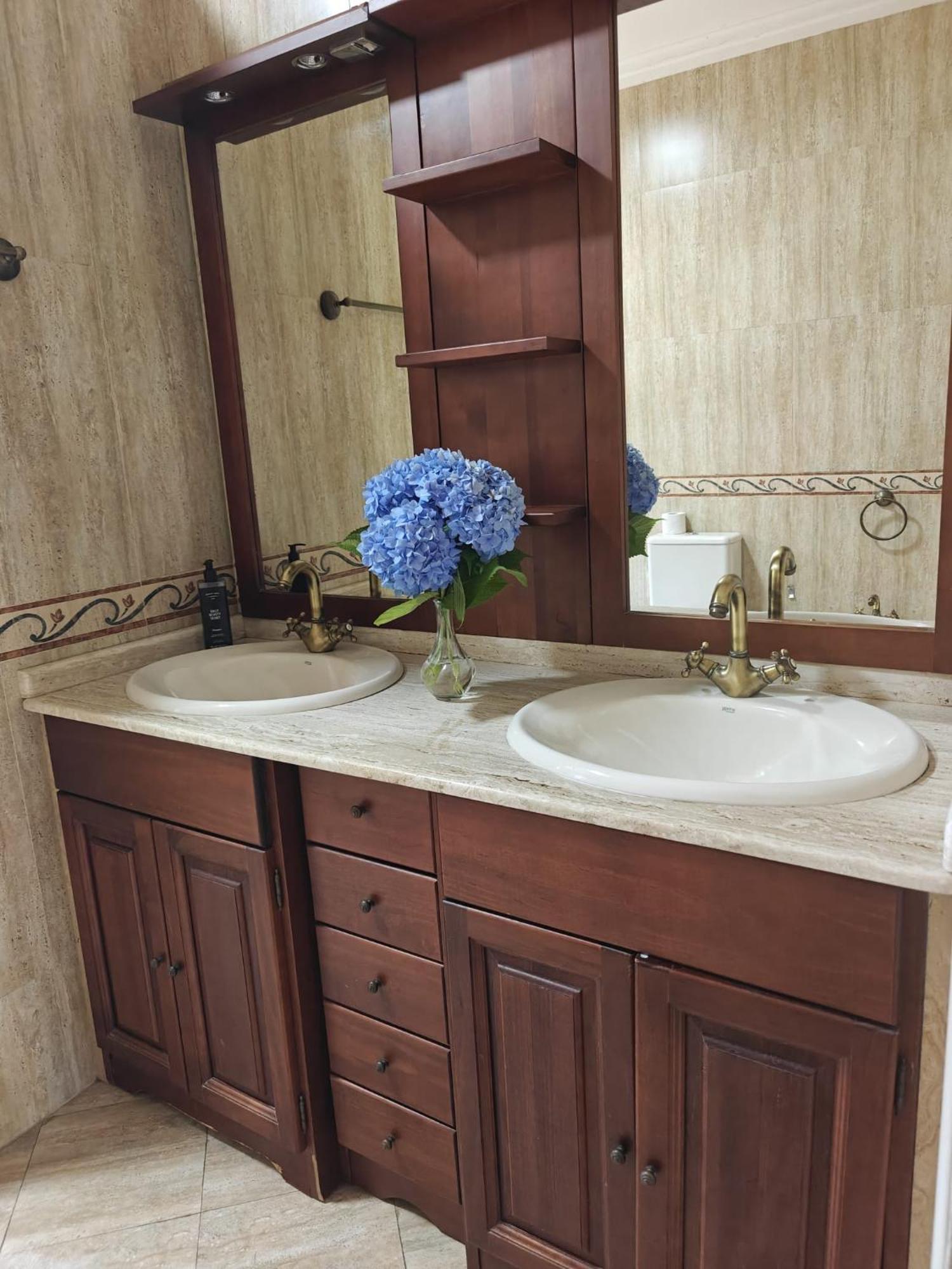 Double Room Private Bathroom