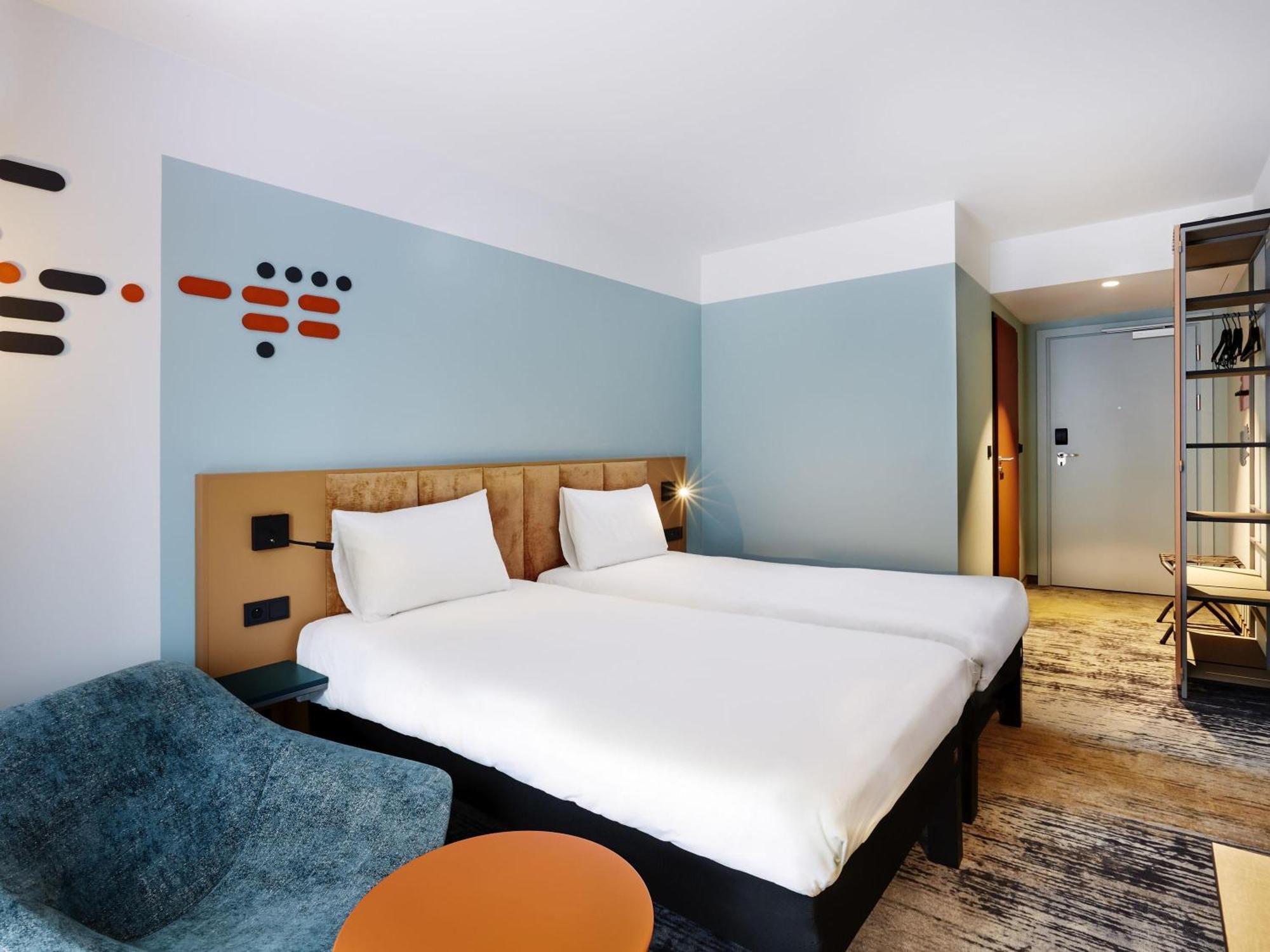 Standard Room Two Single Beds