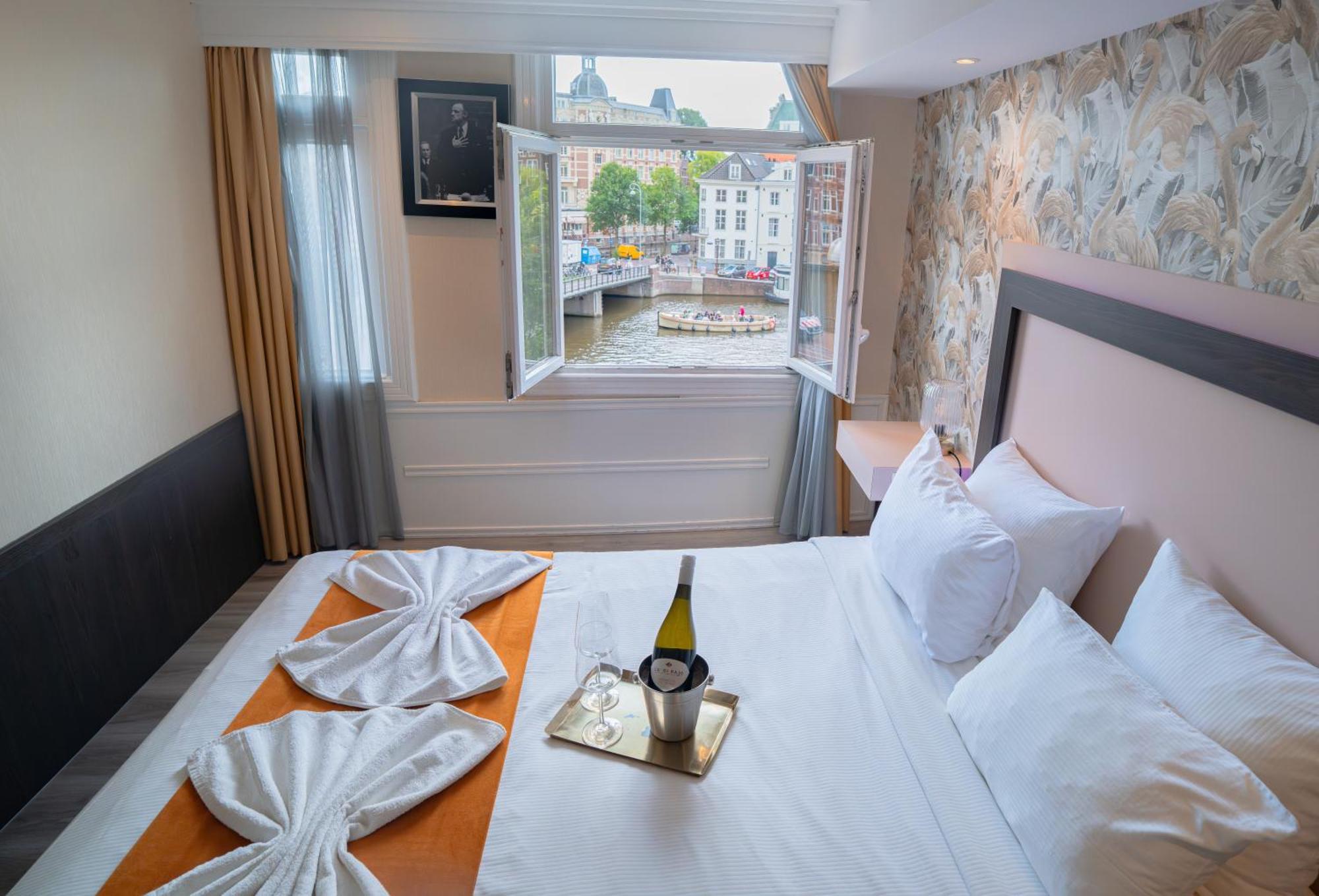 Superior Double or Twin Room Sea View