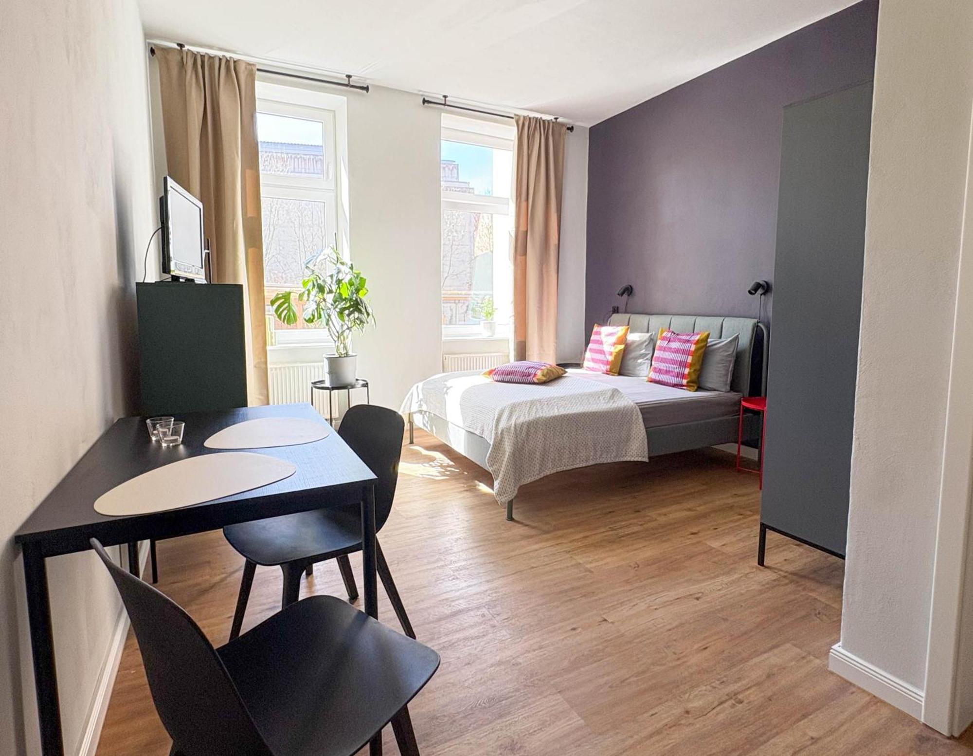 Double Room Private Bathroom