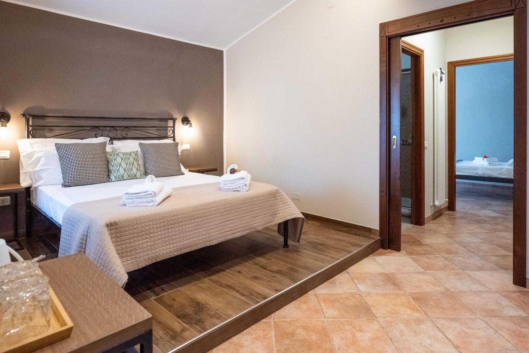 Standard Triple Room Sea View