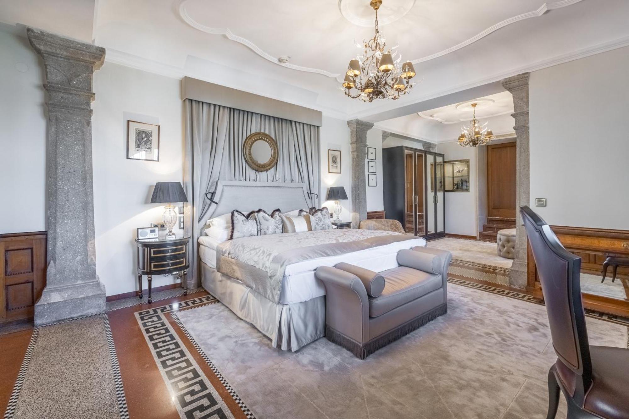 Imperial Suite mit Panoramablick und privater Terrasse
