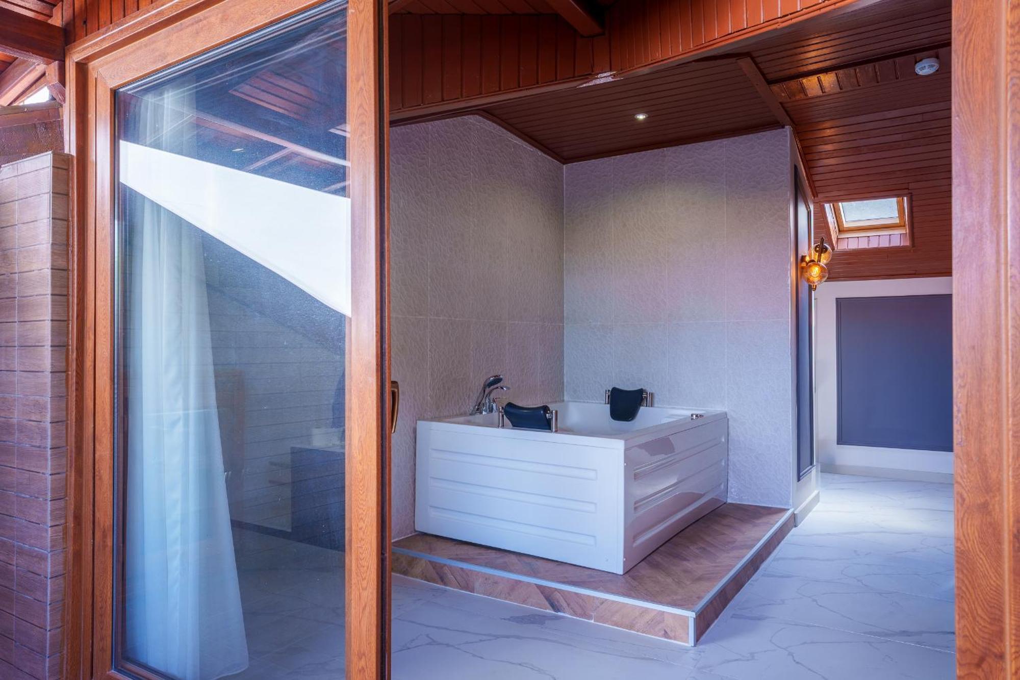 Suite Balcony