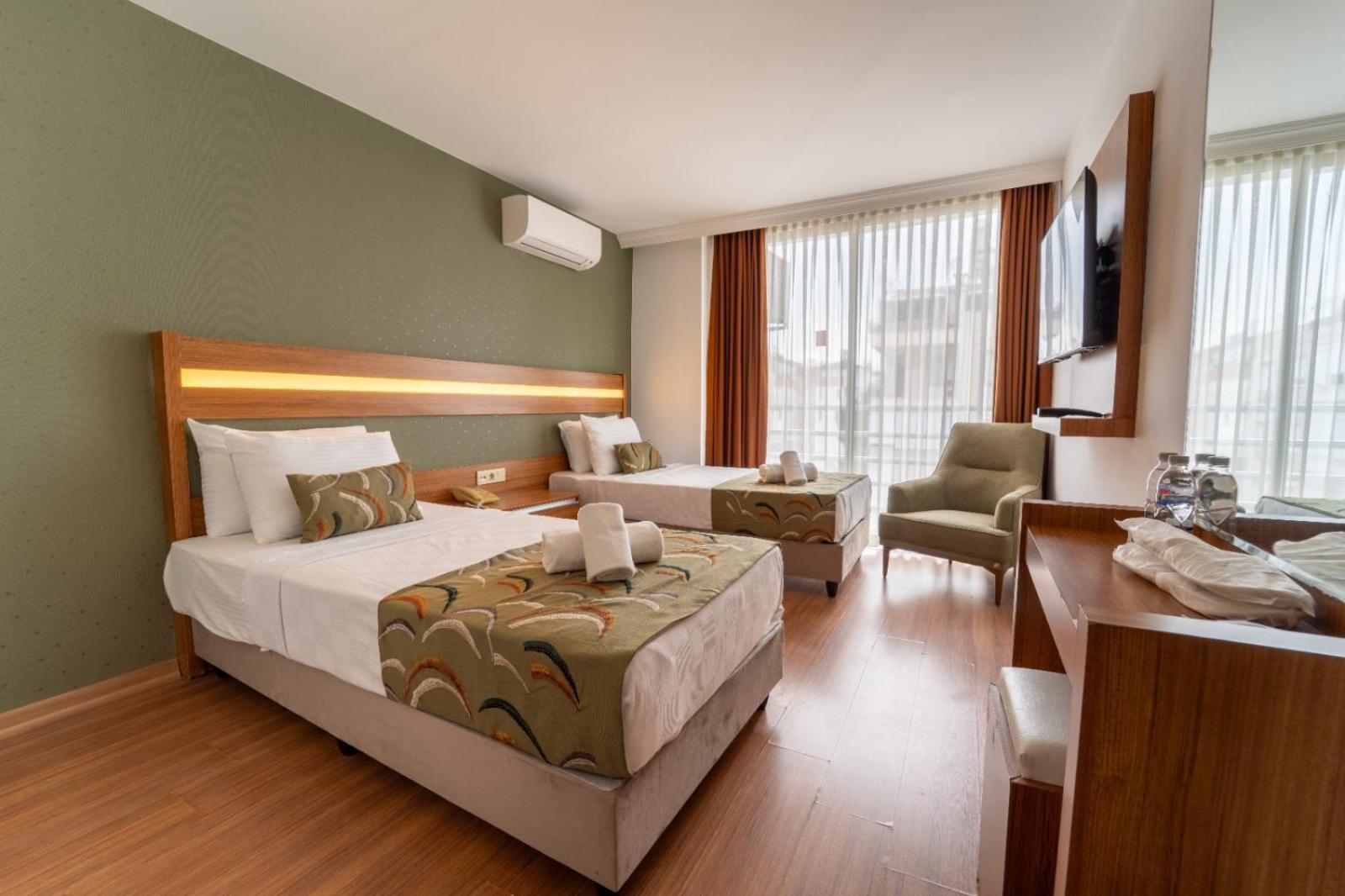 Standard Twin Room