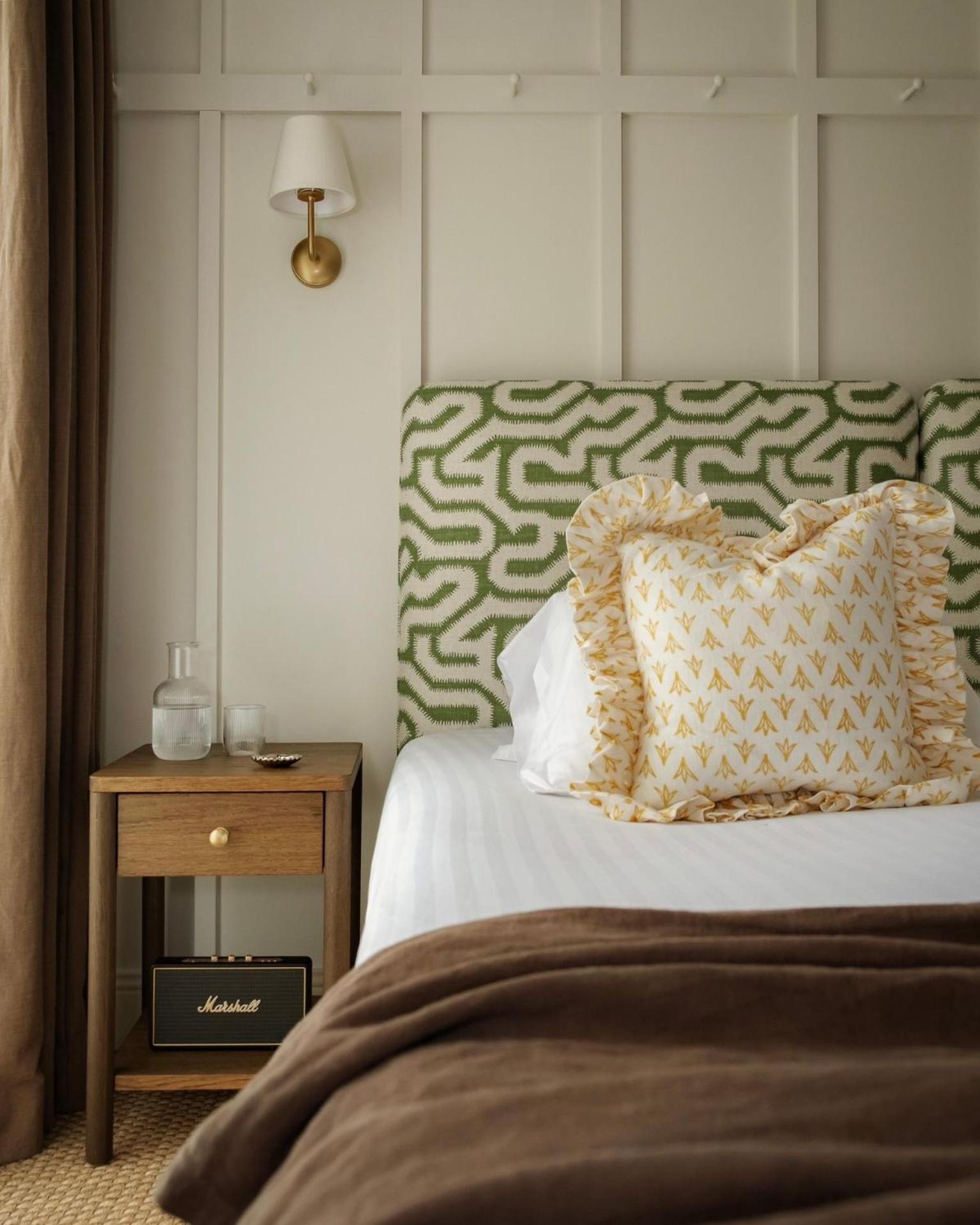 Superior Double Room,1772898570:JPEG