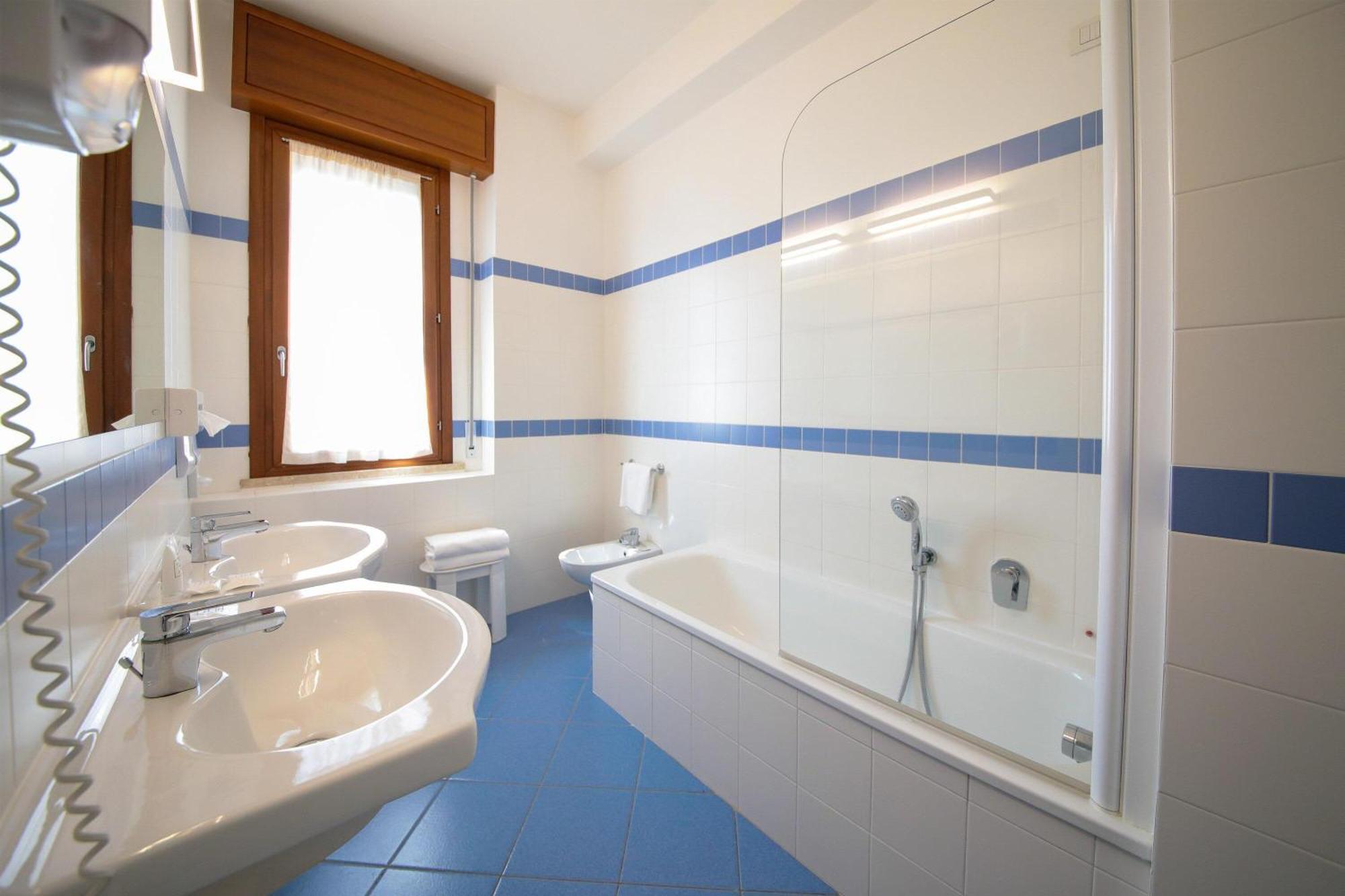 Standard Single Room,1772903344:JPEG