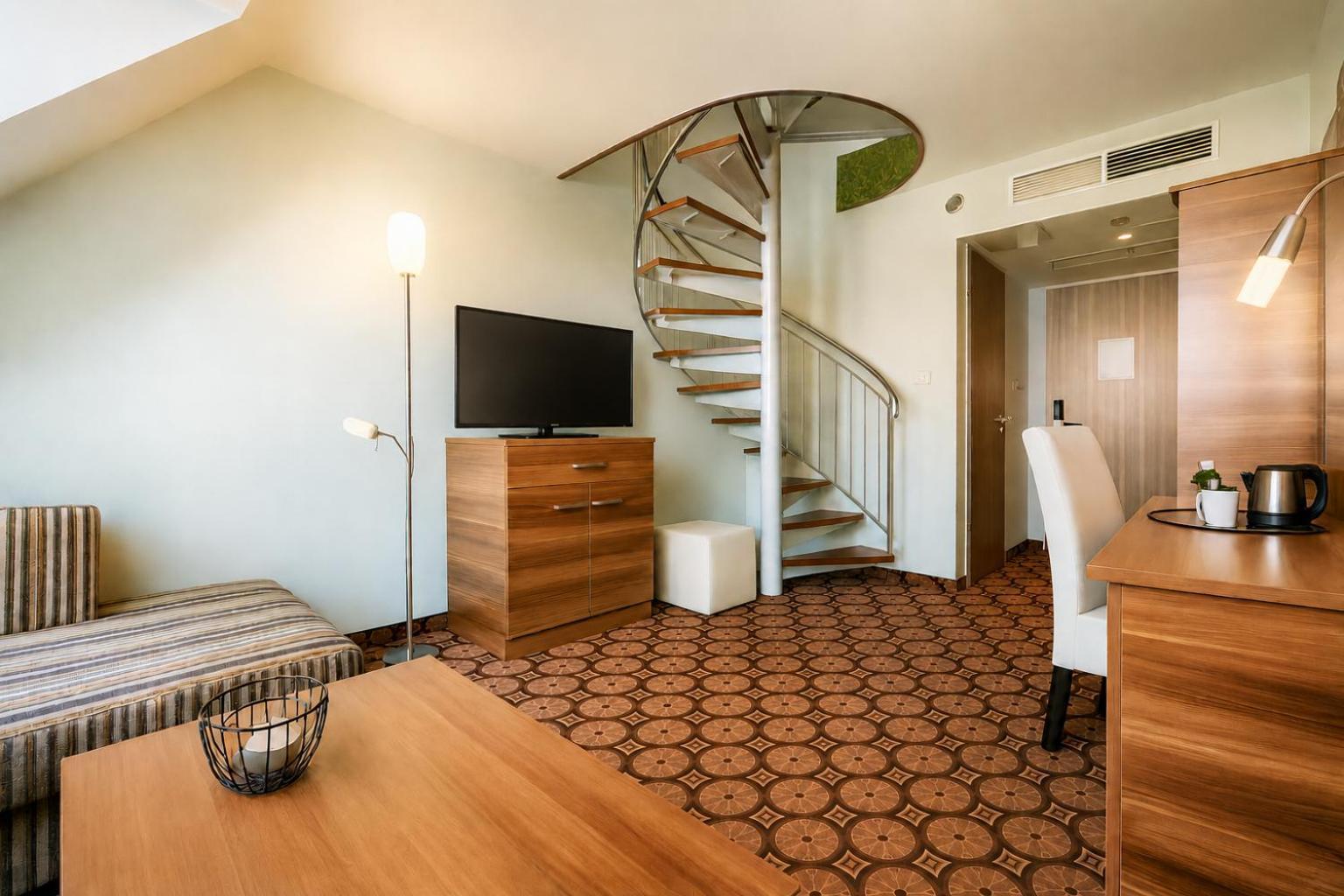 Executive Suite
