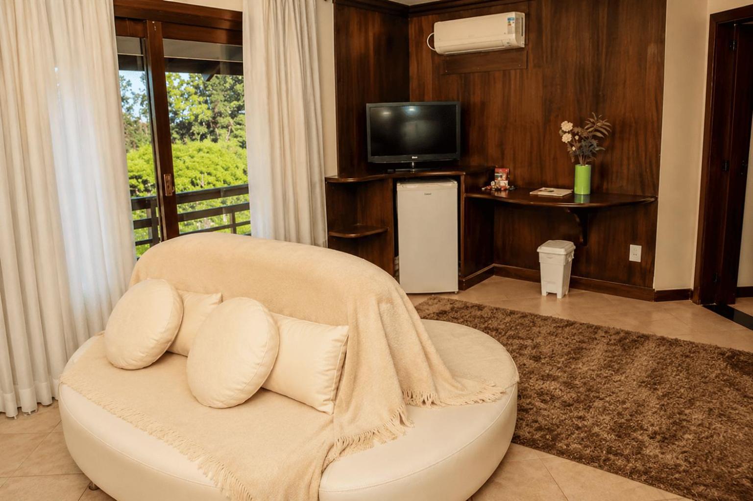 Deluxe Suite Spa Bath