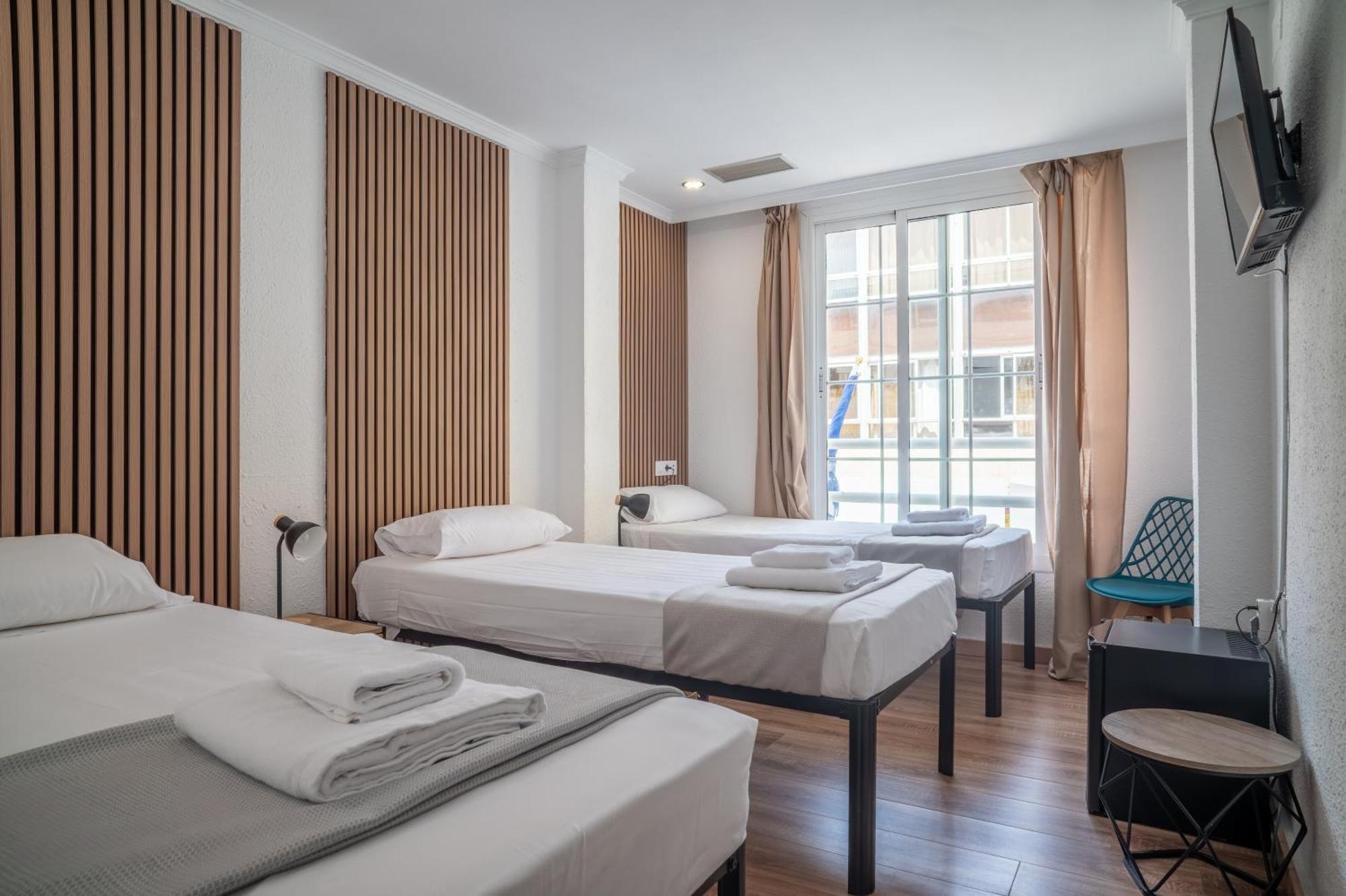 Basic Triple Room