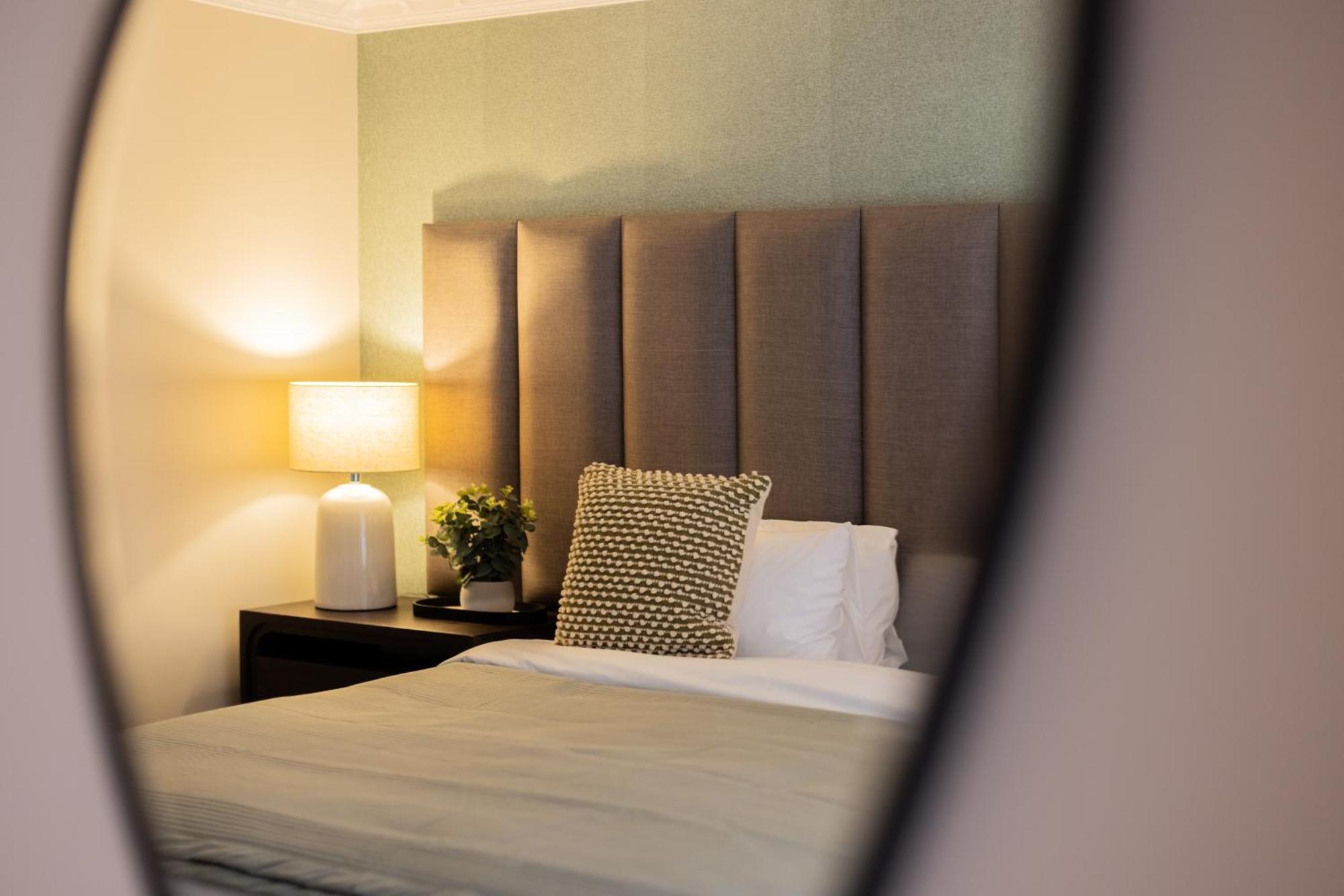 Luxury One-Bedroom Apartment