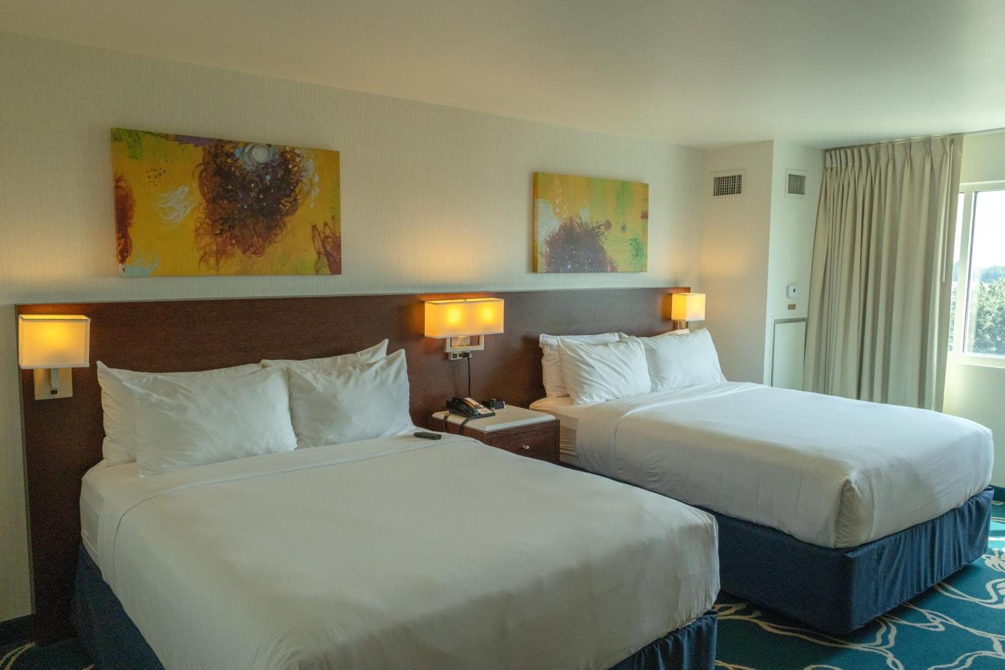 Queen Room Two Queen Beds Non-Smoking