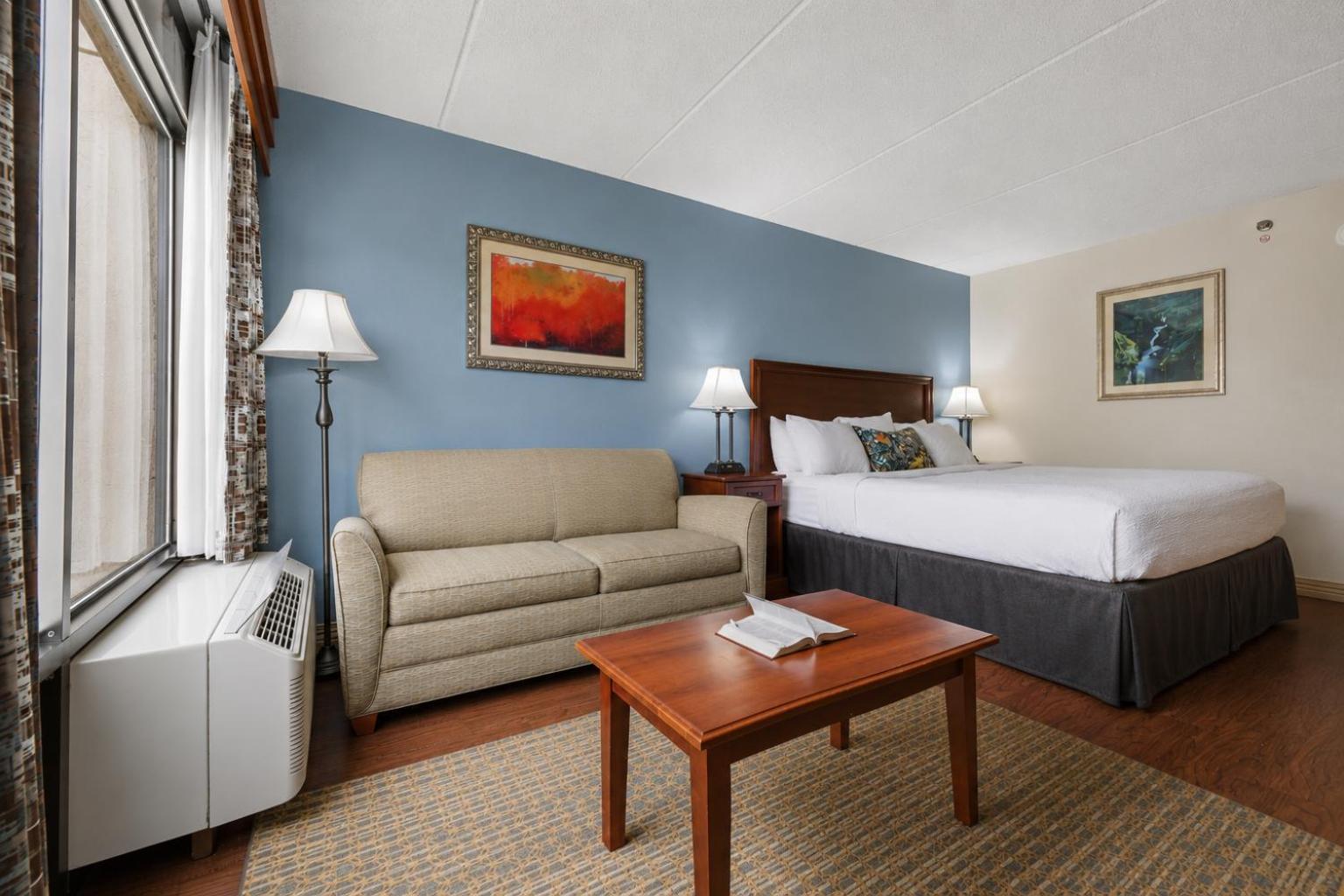 Standard King Room