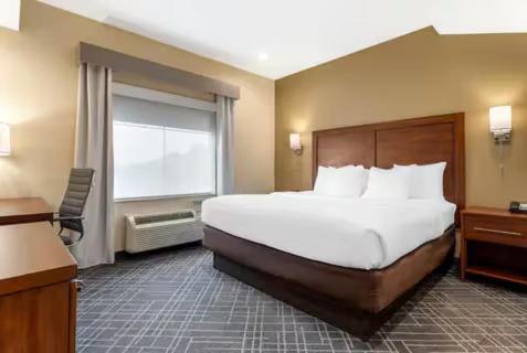 King Room - Accessible/Non-Smoking