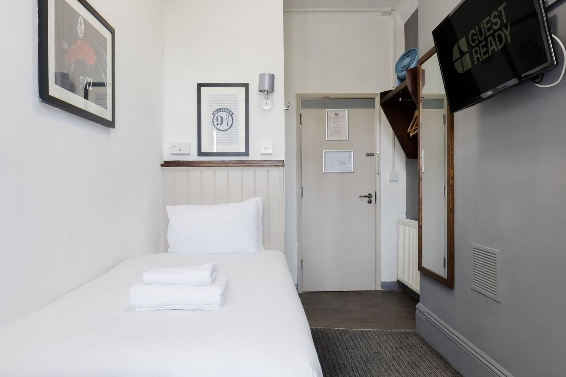 Single Room Shared Toilet