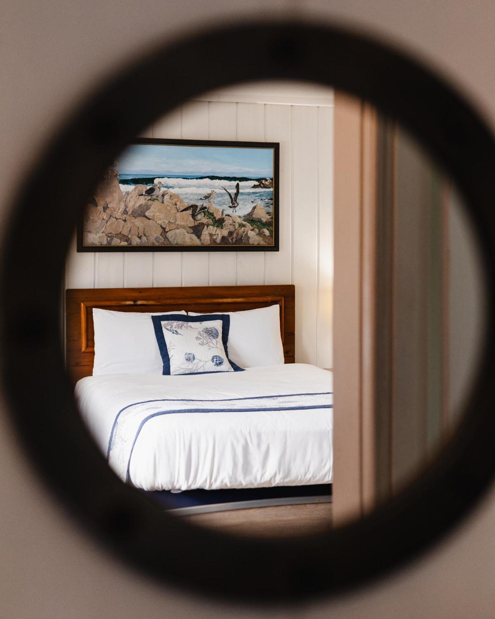 Queen Room Oceanfront