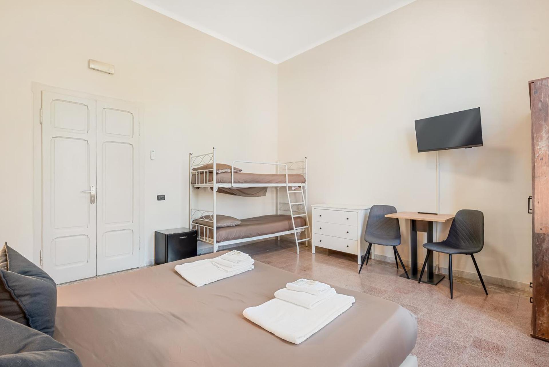 Standard Quadruple Room