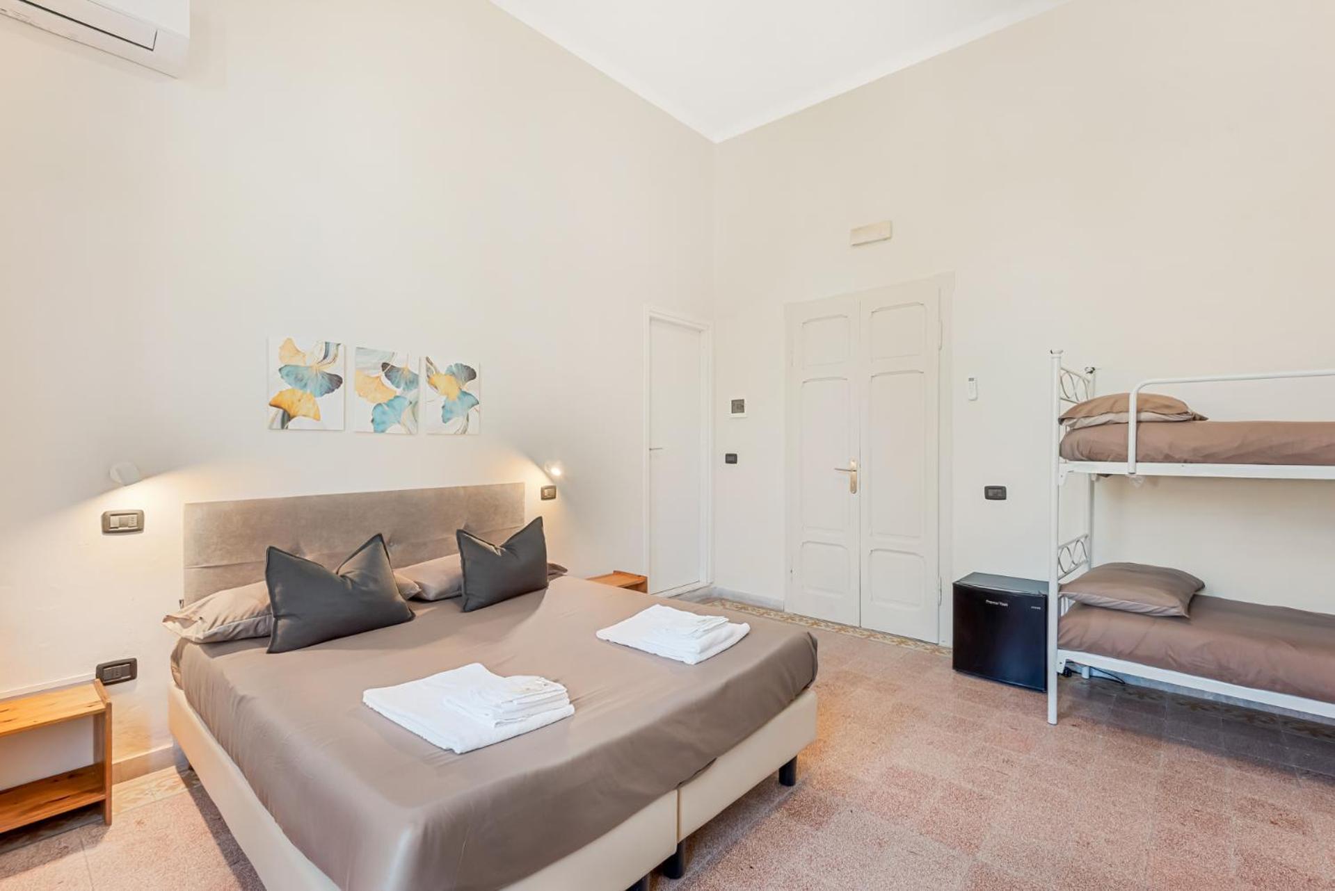 Standard Quadruple Room