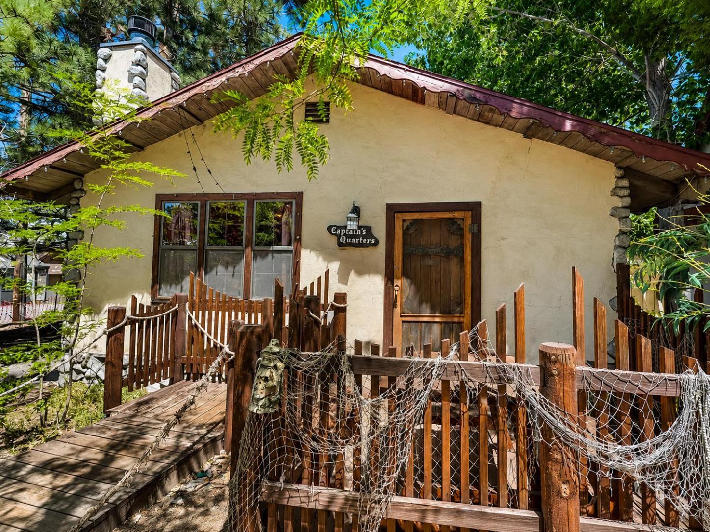 Captains Quarters
