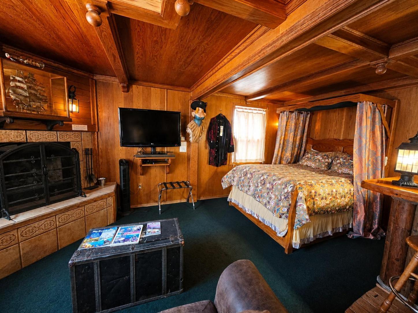 Captains Quarters