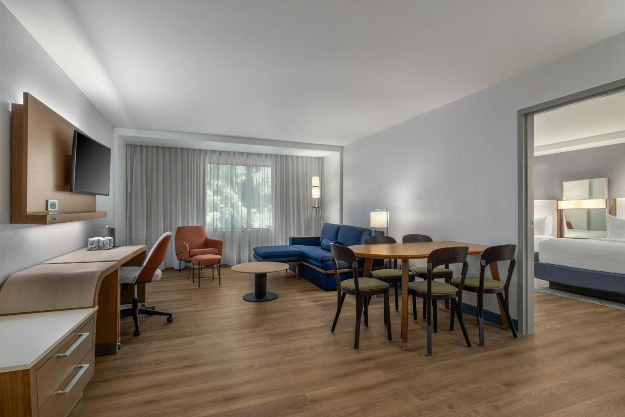One-Bedroom Queen Suite Two Queen Beds Sofa Bed Hearing Accessible