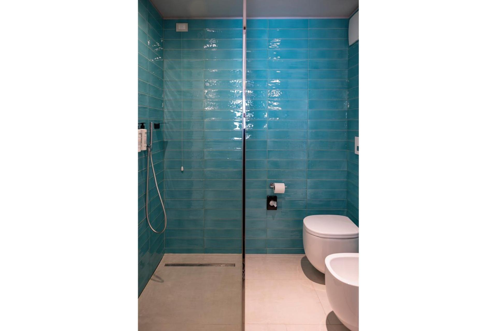 Junior Suite Lake View Spa Access