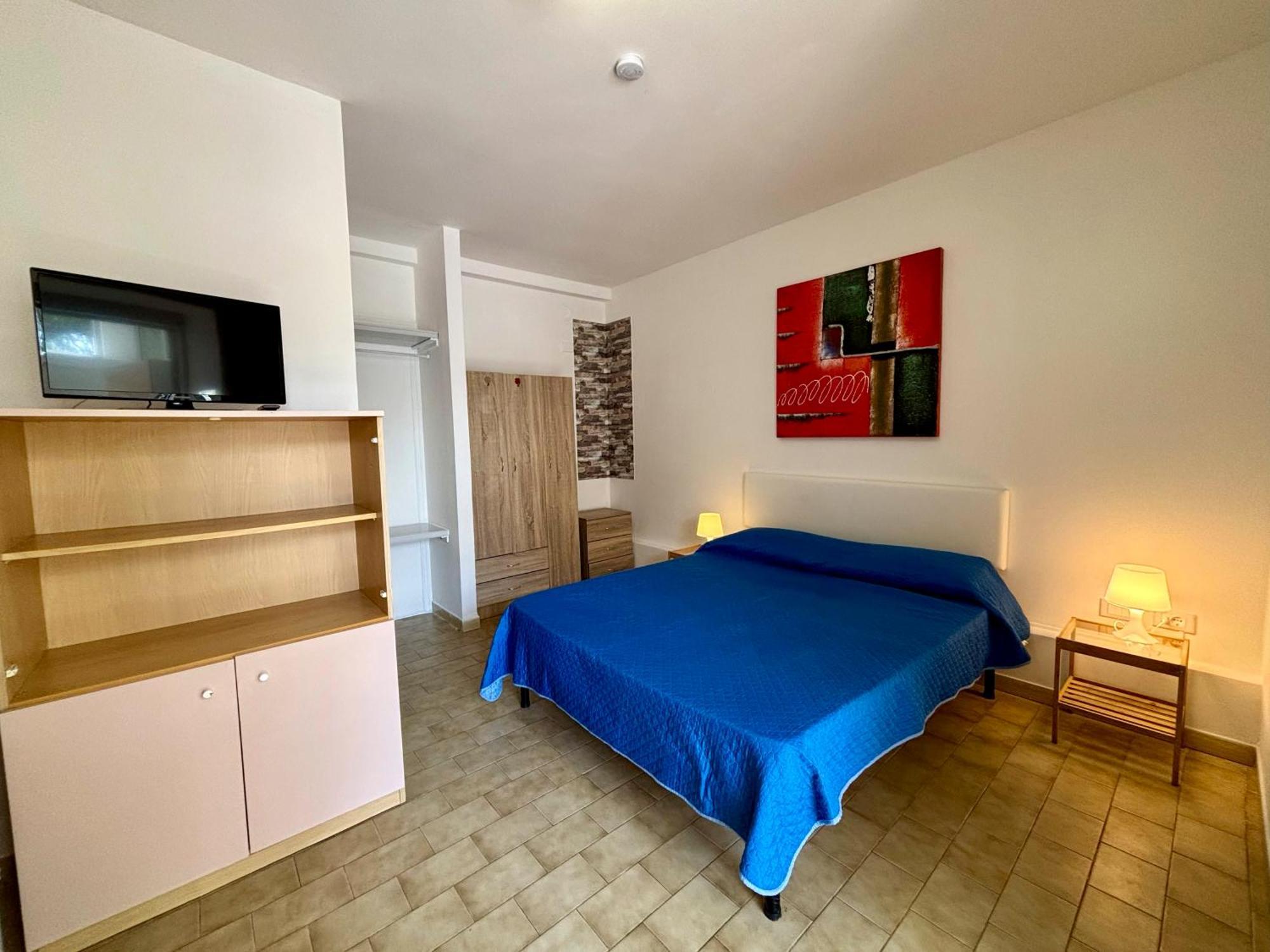 One-Bedroom Family Apartment