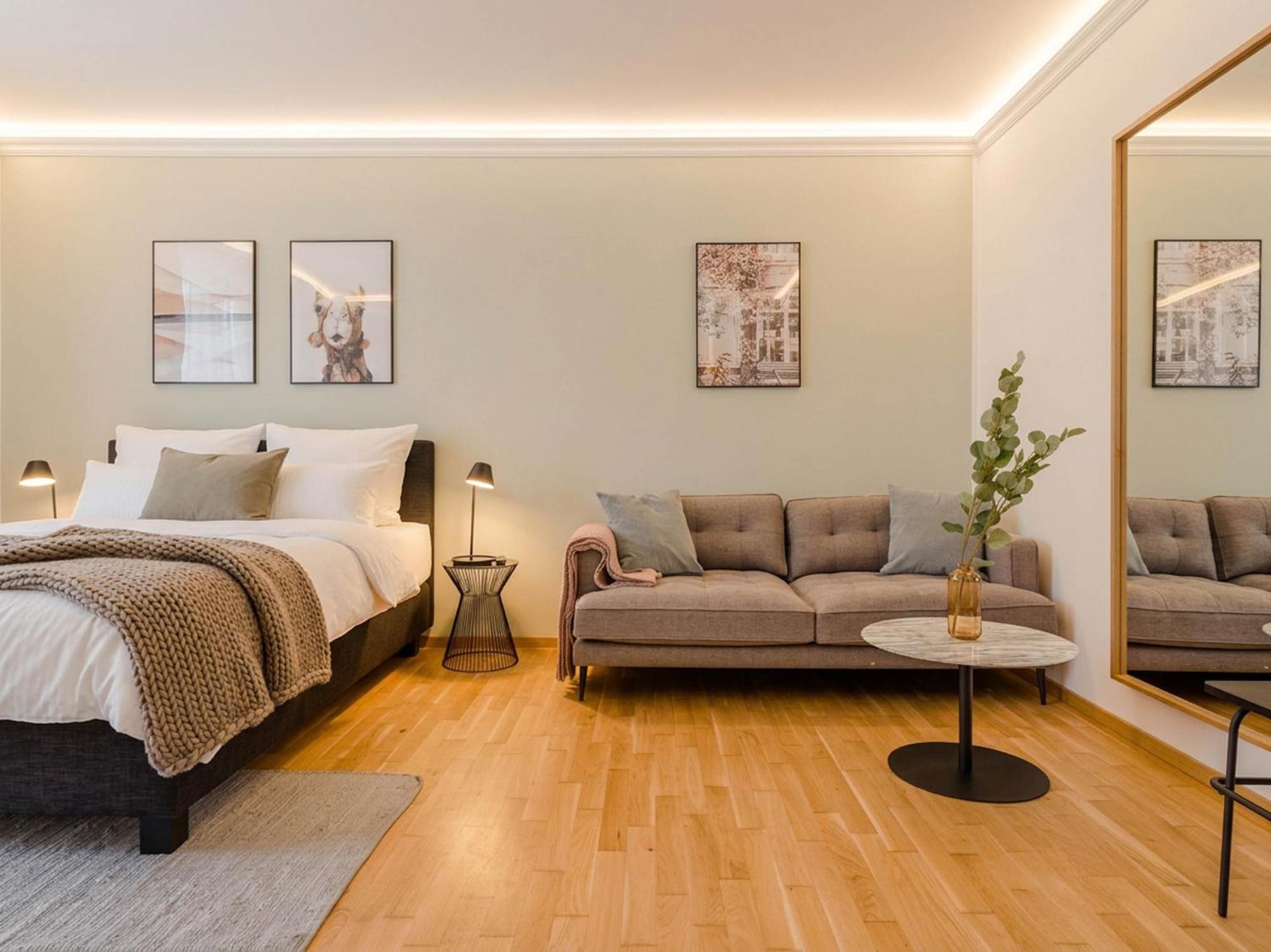 Suite L mit Schlafsofa, Terrasse und Blick auf den Innenhof