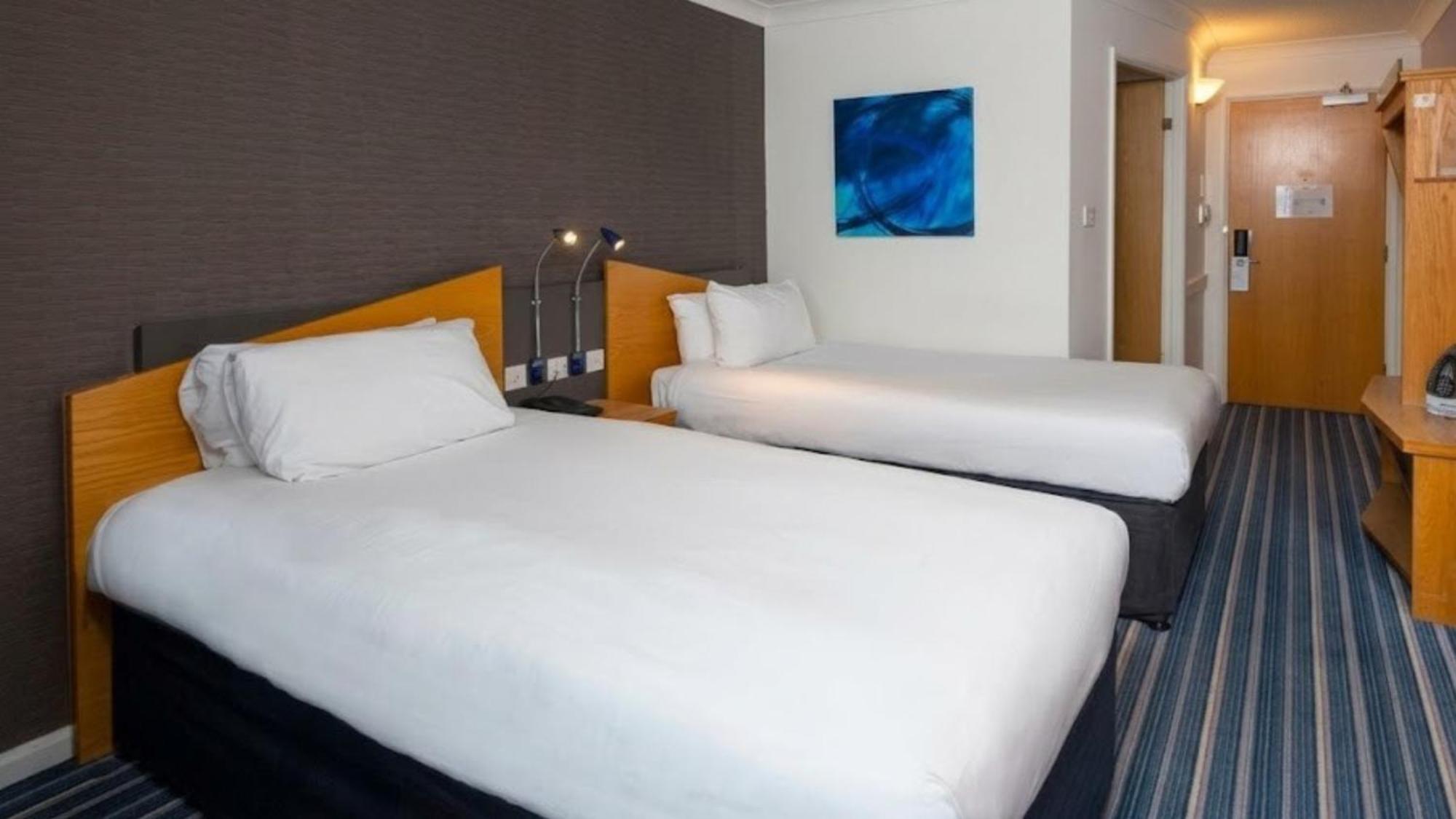Standard Twin Room Hot