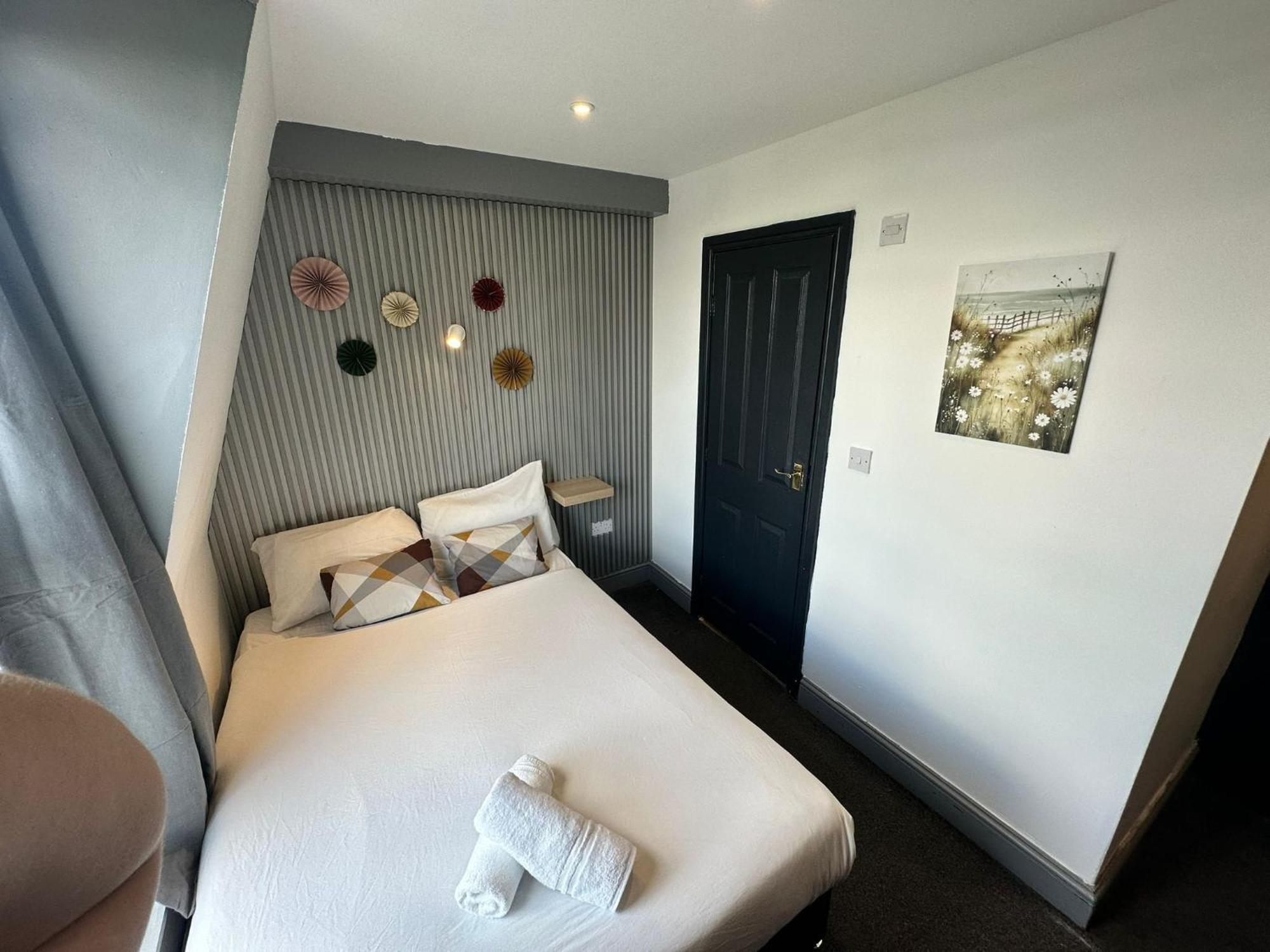 Double Room Private Bathroom
