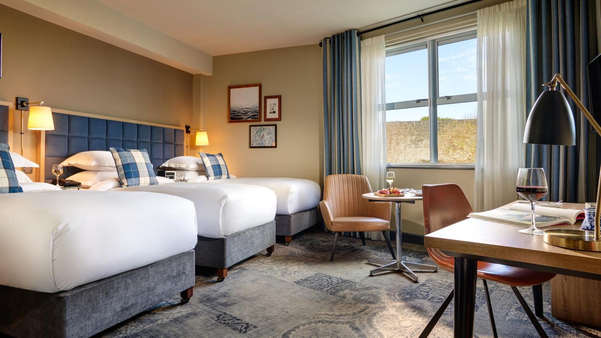 Deluxe Triple Room