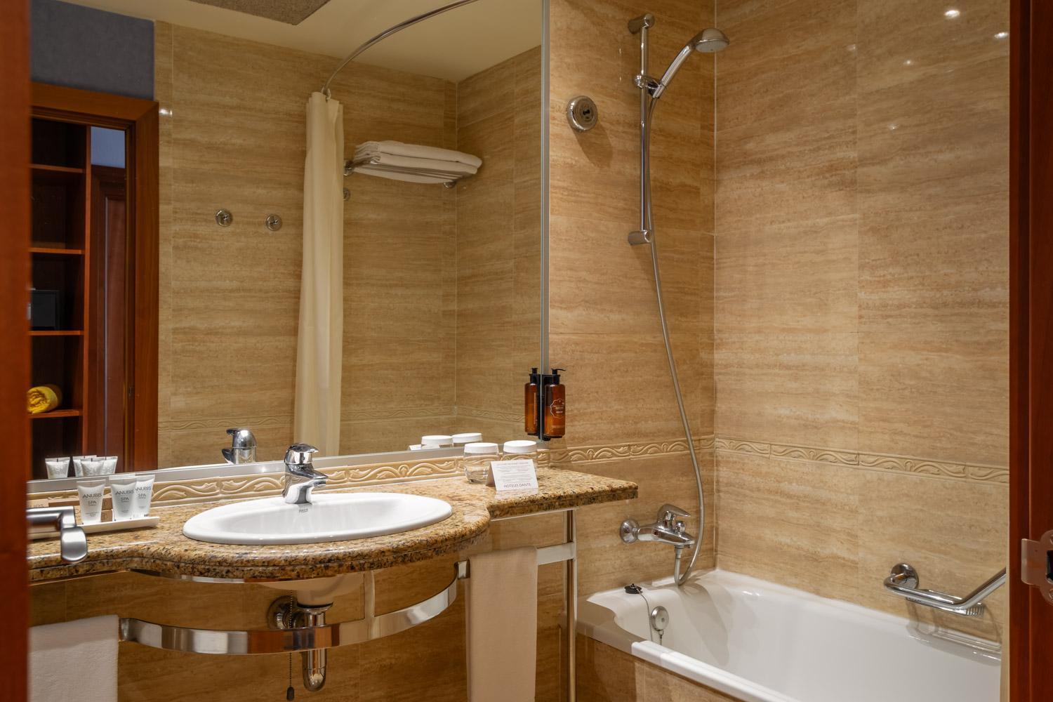 Comfort Double or Twin Room