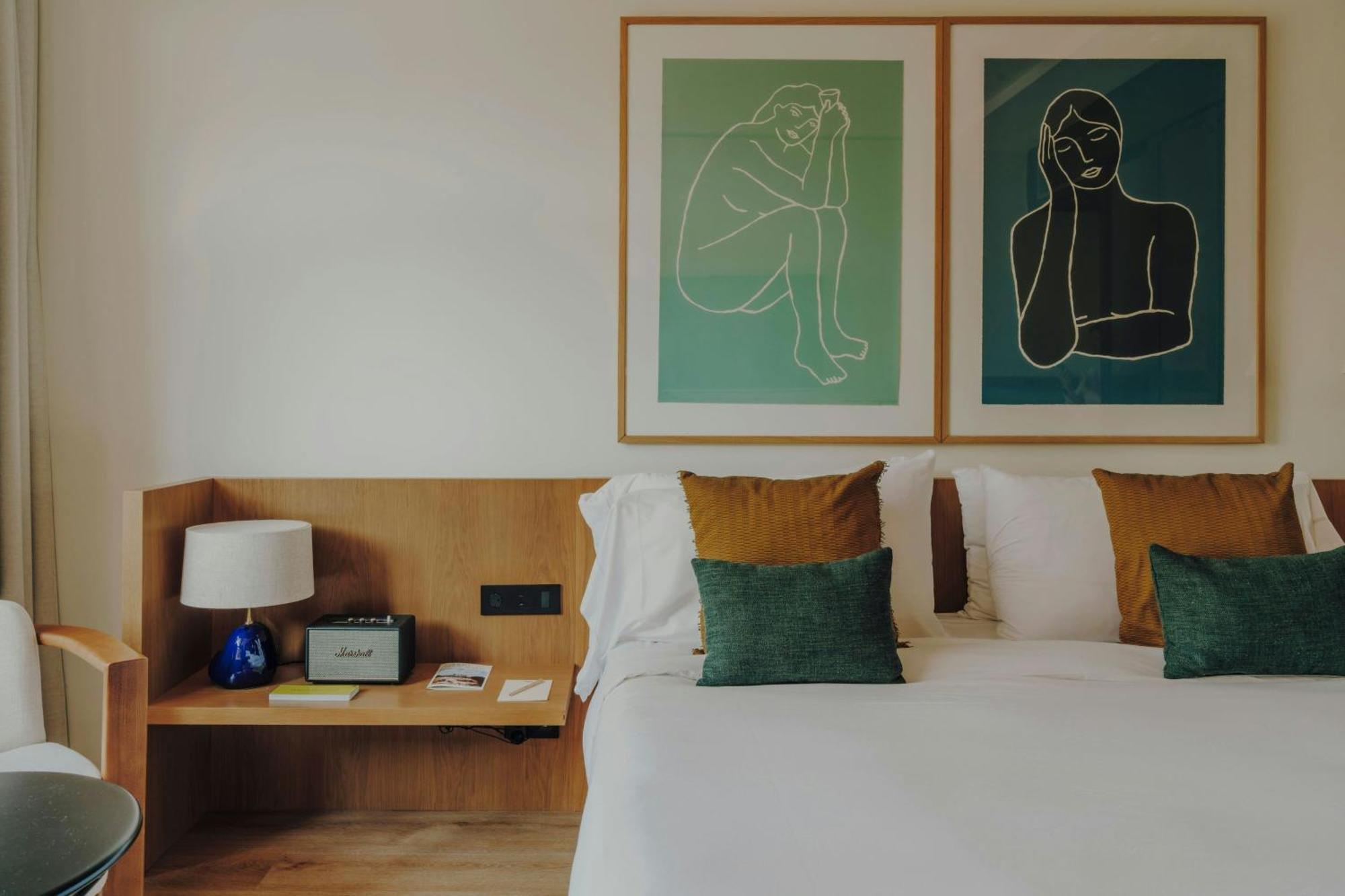 Premium King Room Sea View High Floor