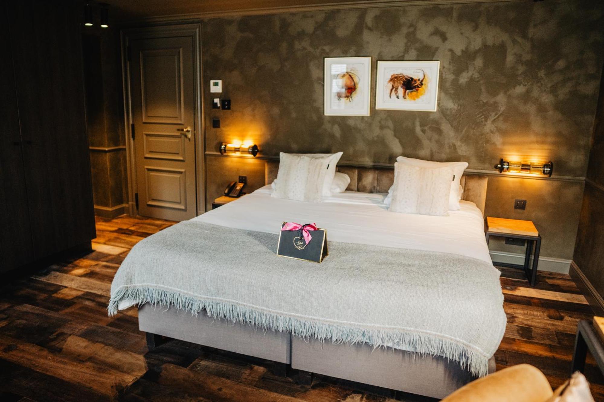 Deluxe Room,1773682274:JPEG
