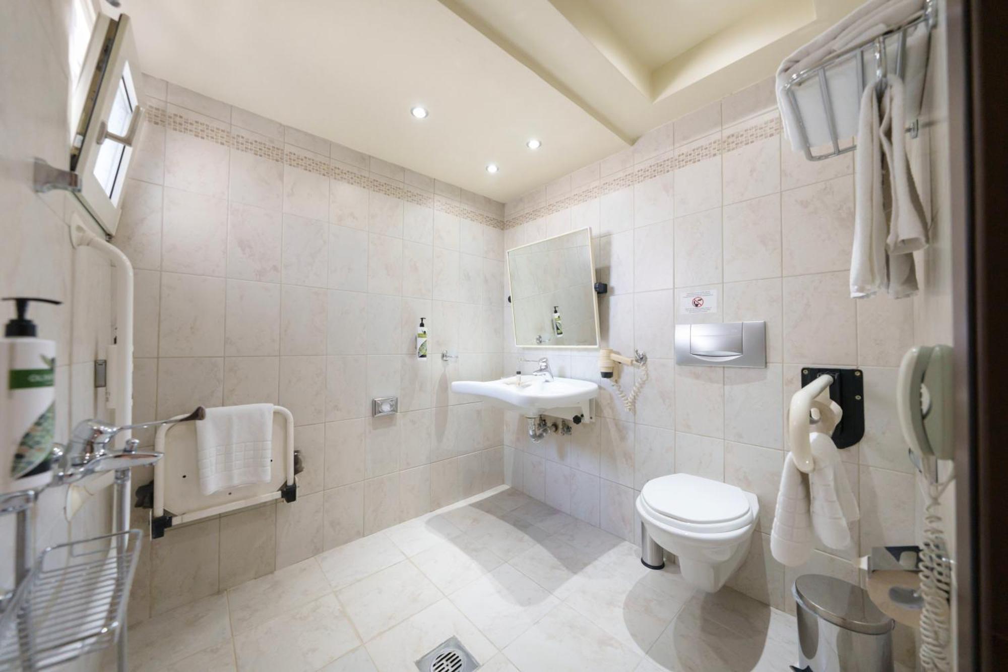 Twin Room Disability Access