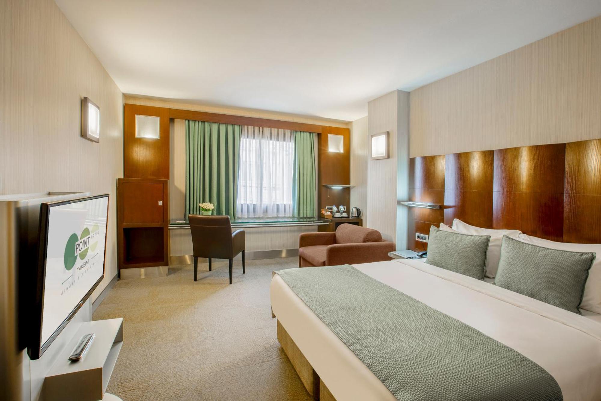 Deluxe Double or Twin Room