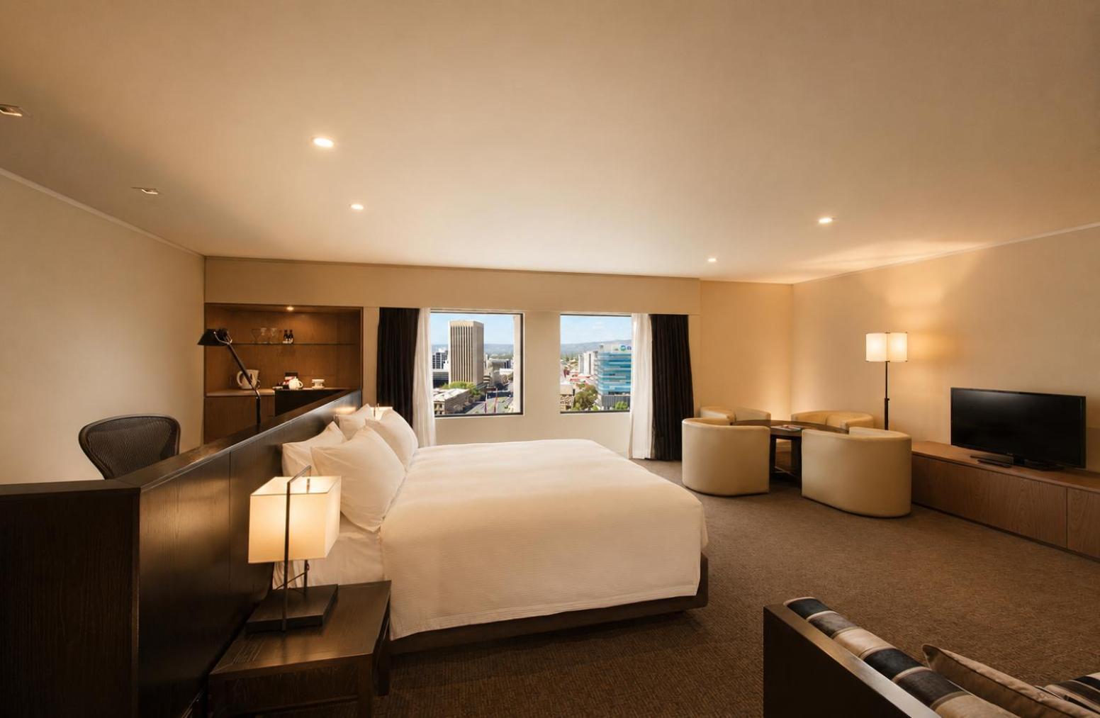 Junior King Suite