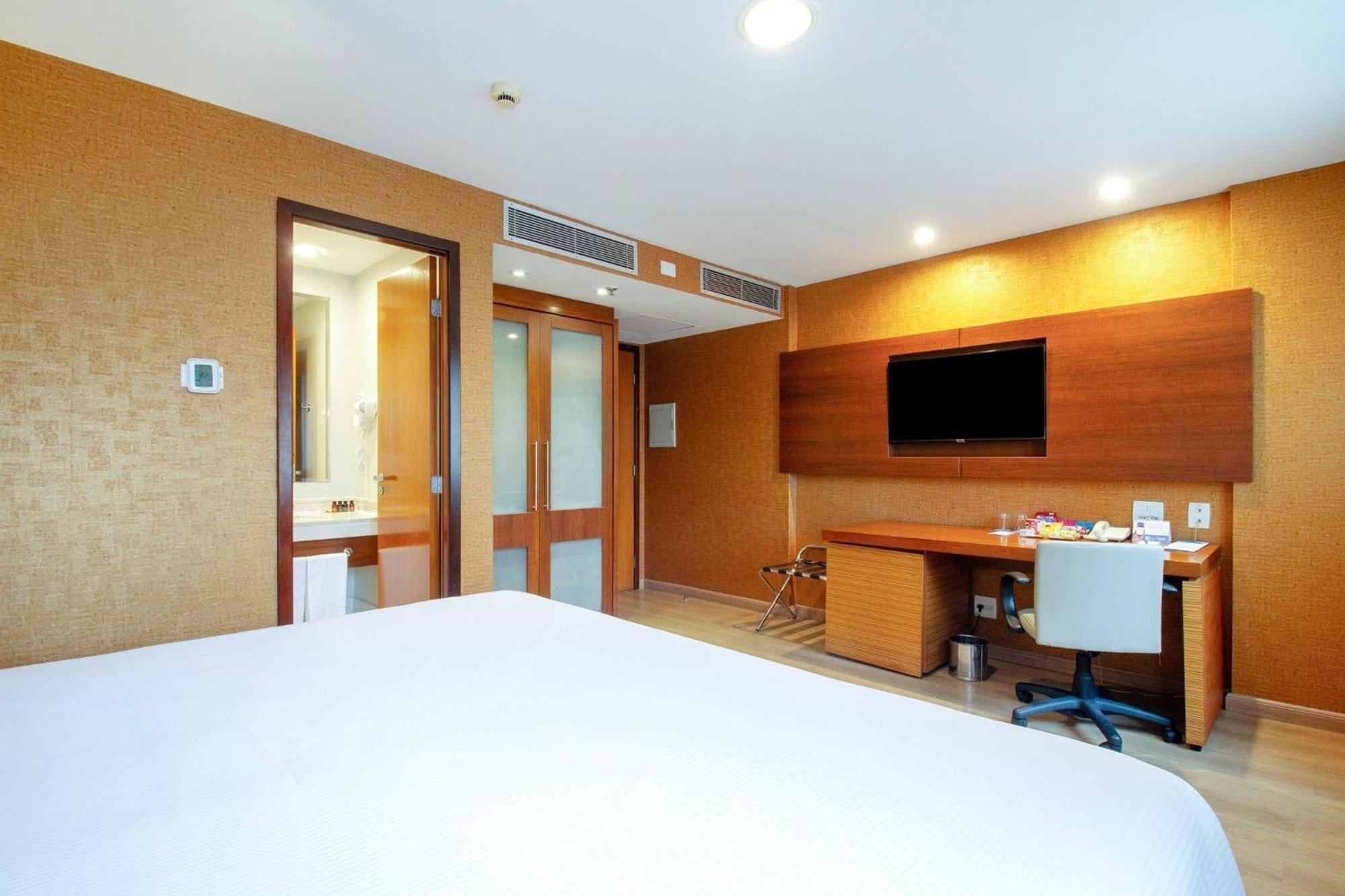 Superior Prime King Room